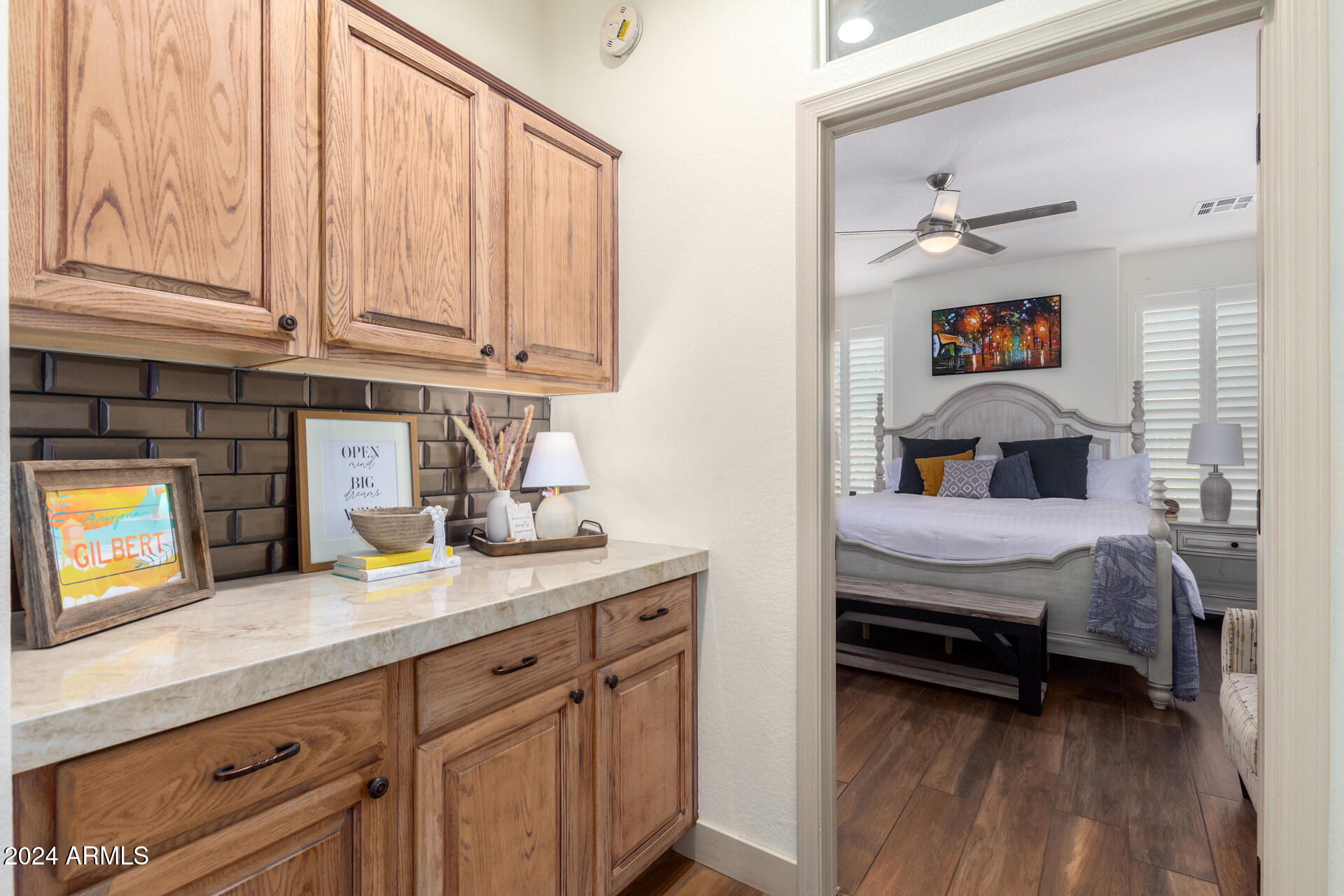 4158 E SOURWOOD Drive