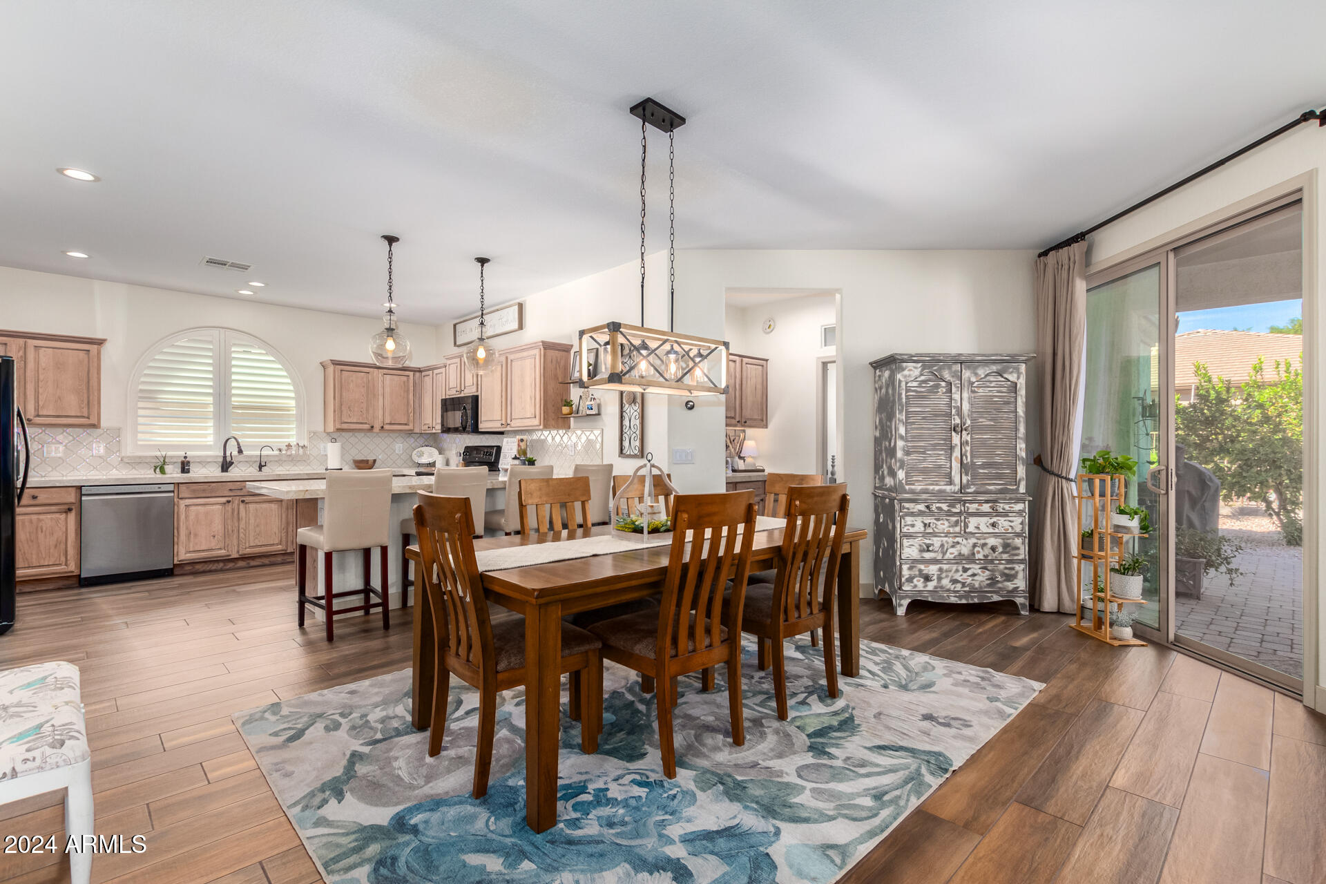 4158 E SOURWOOD Drive