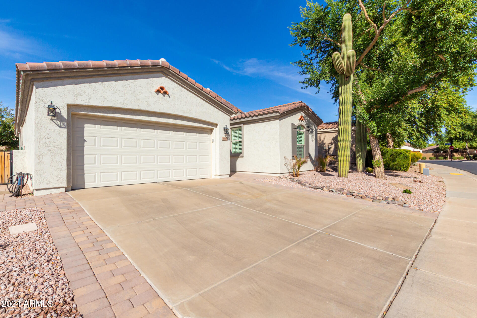 4158 E SOURWOOD Drive