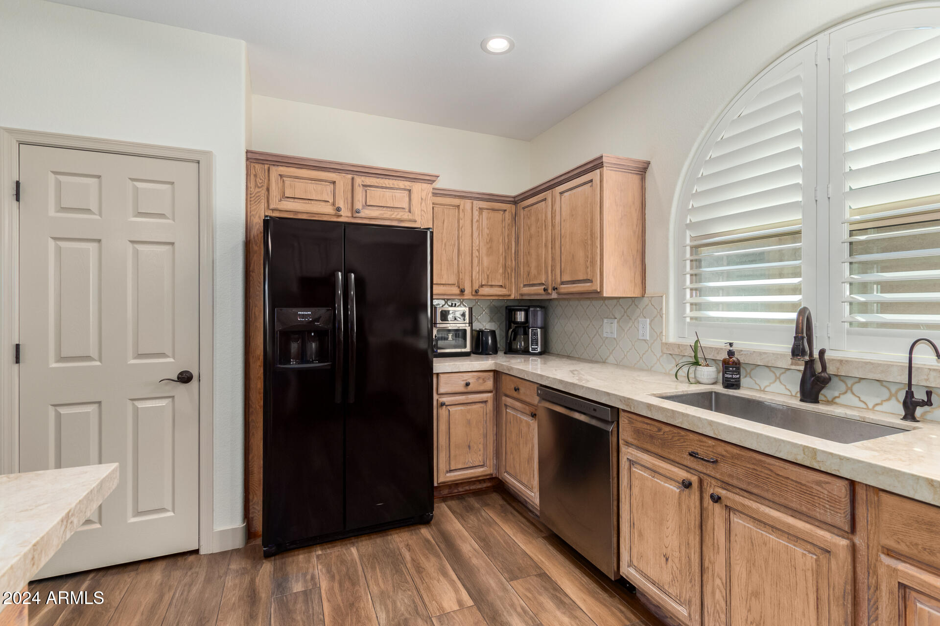 4158 E SOURWOOD Drive