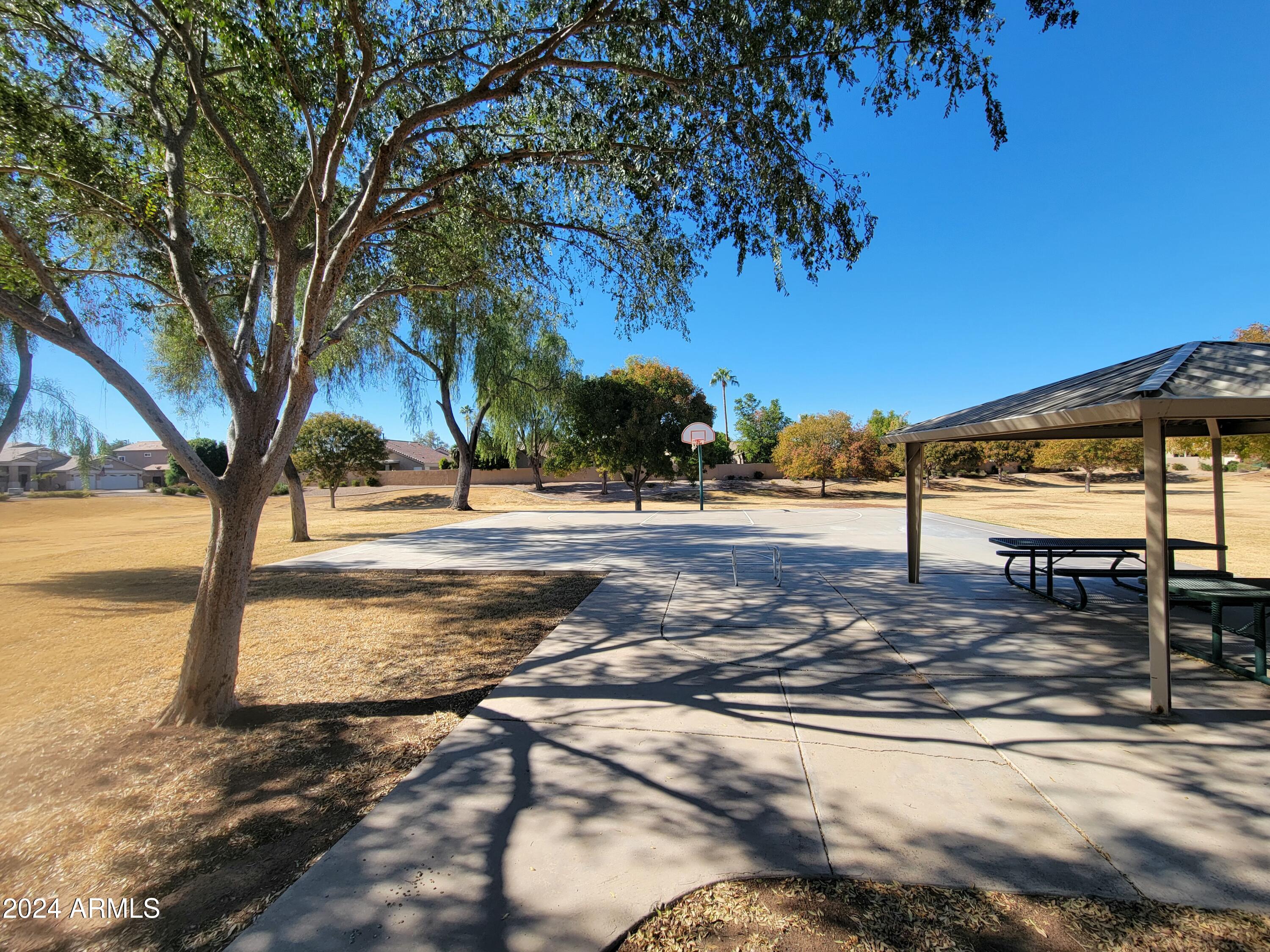 1460 S PUEBLO Street