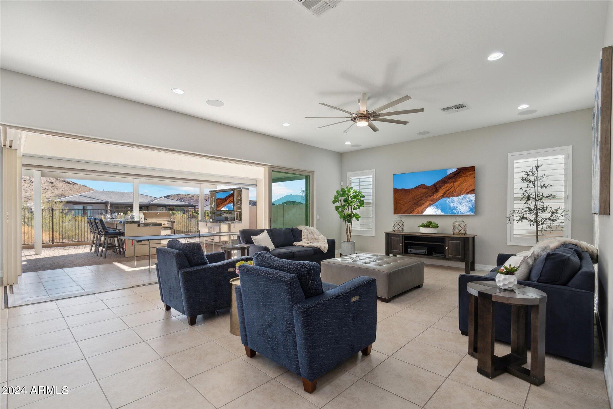 3473 W MOUNTAIN VISTA Drive