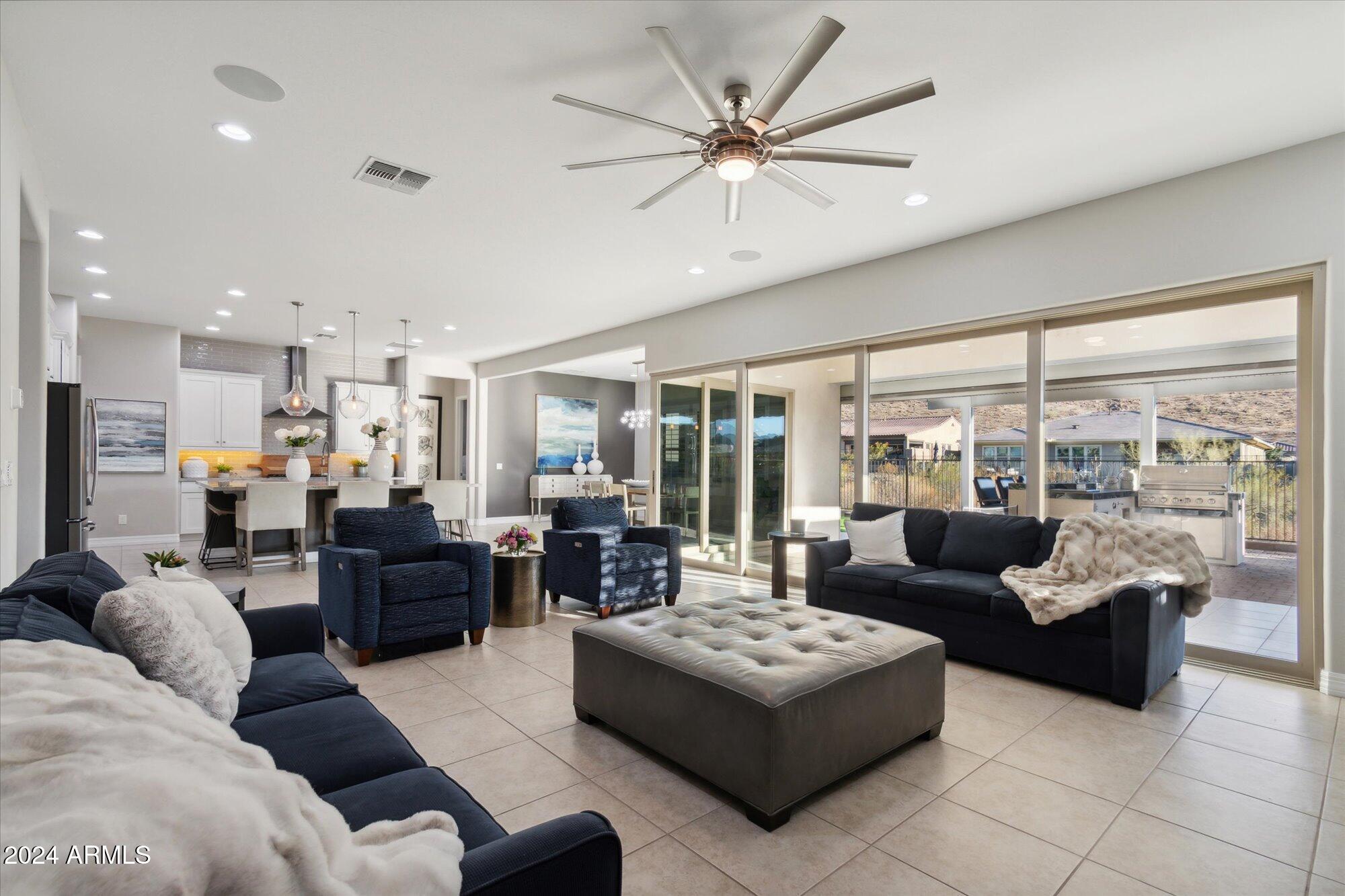 3473 W MOUNTAIN VISTA Drive