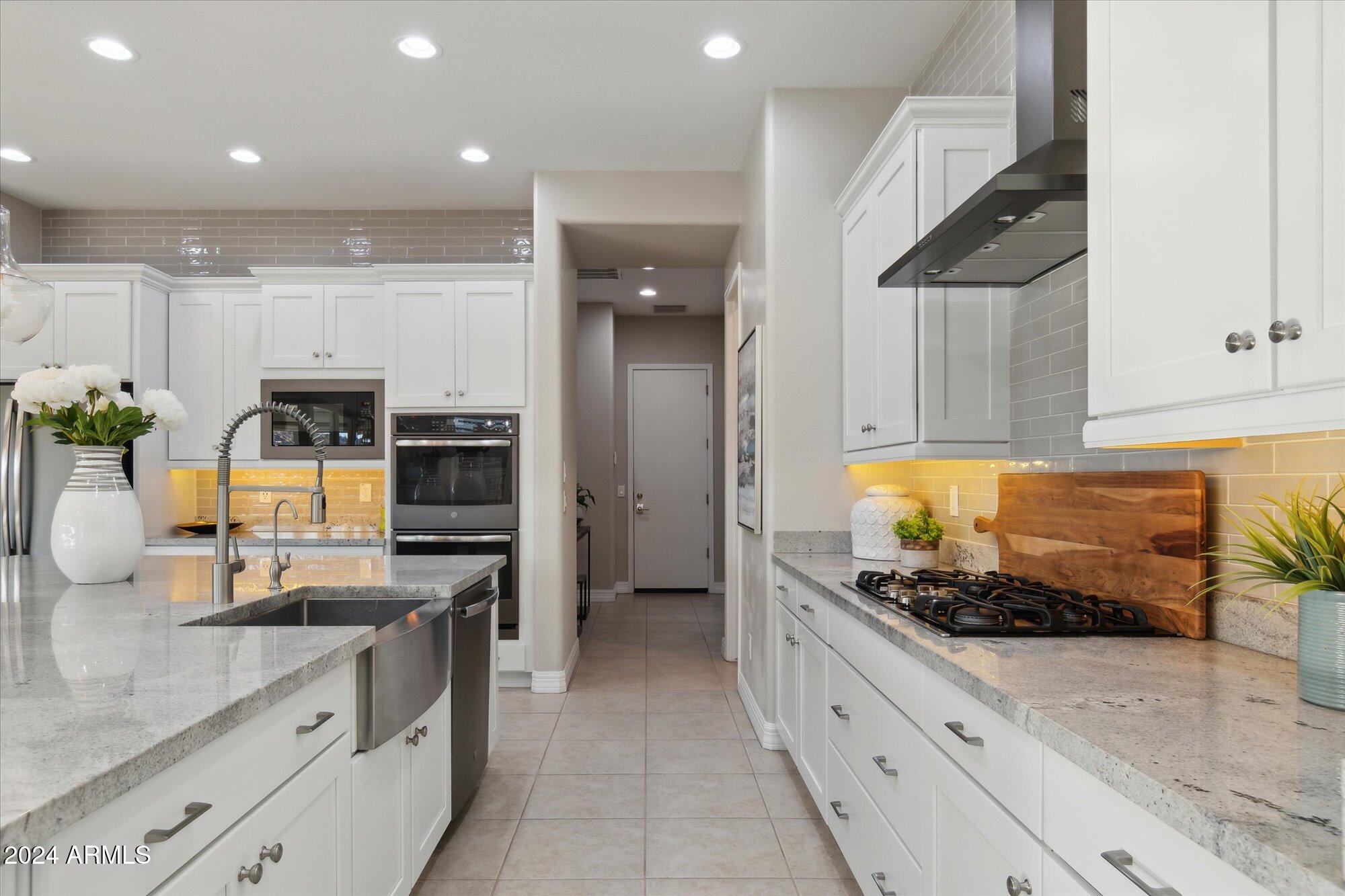 3473 W MOUNTAIN VISTA Drive