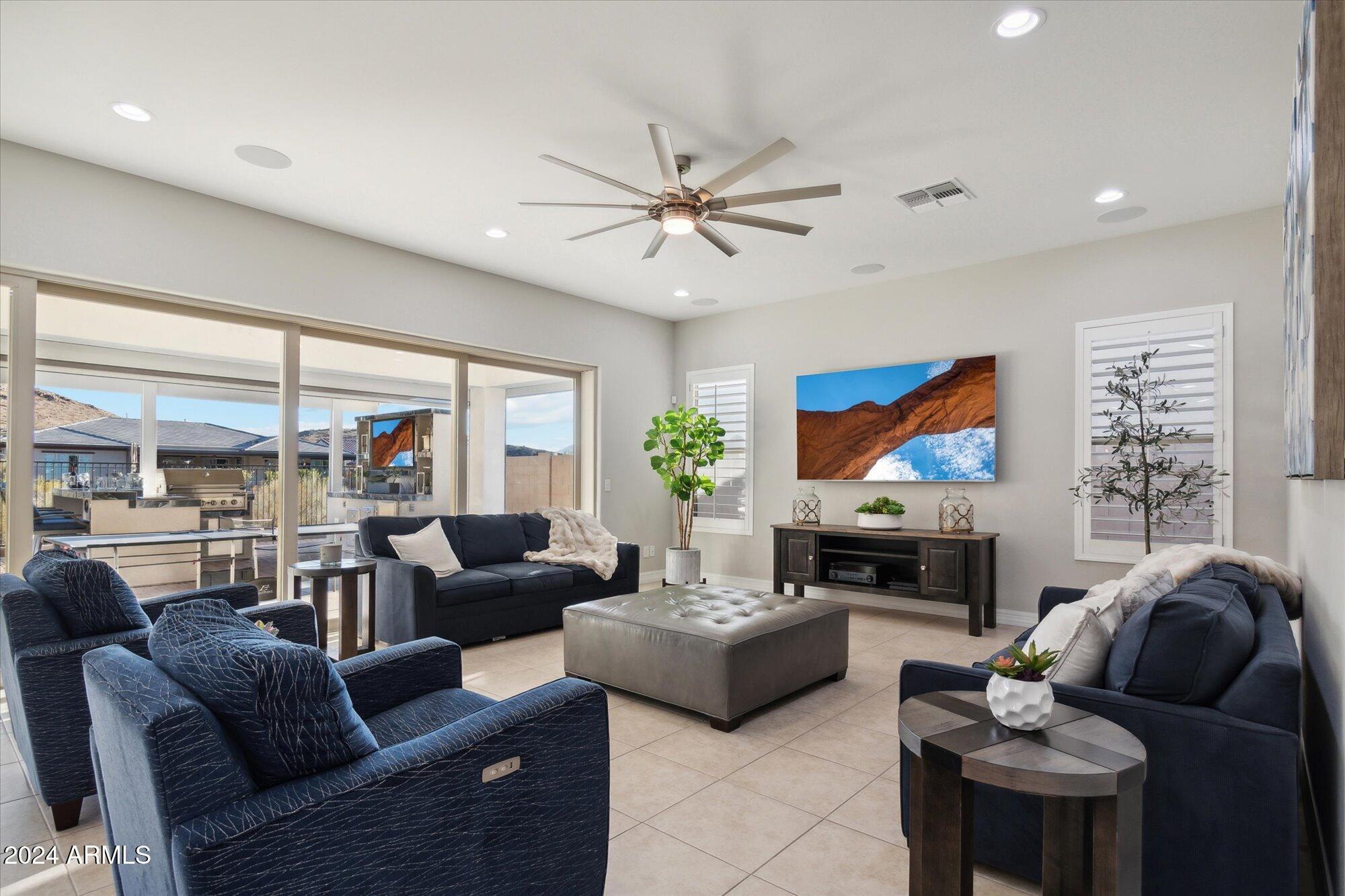 3473 W MOUNTAIN VISTA Drive