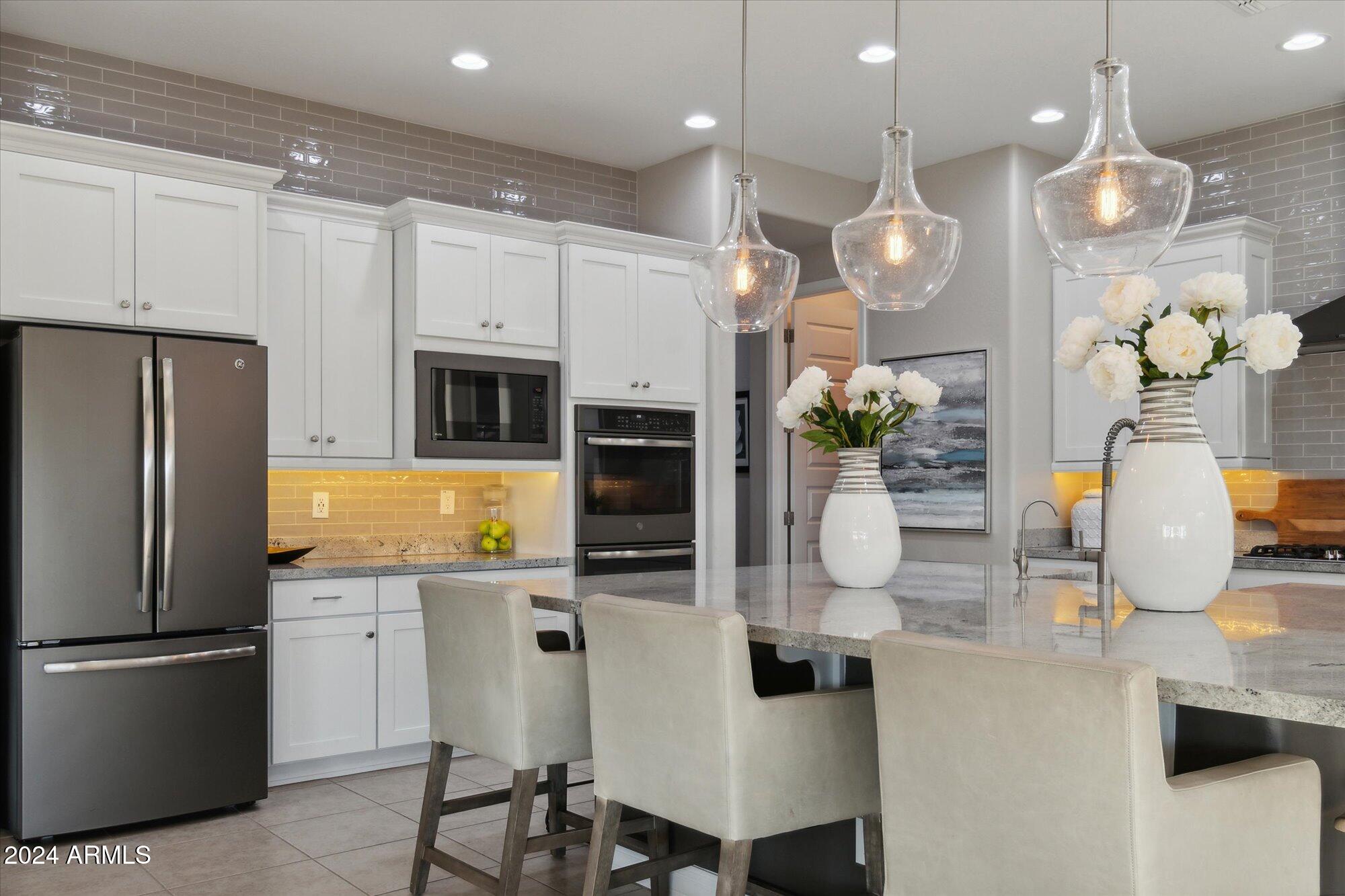 3473 W MOUNTAIN VISTA Drive