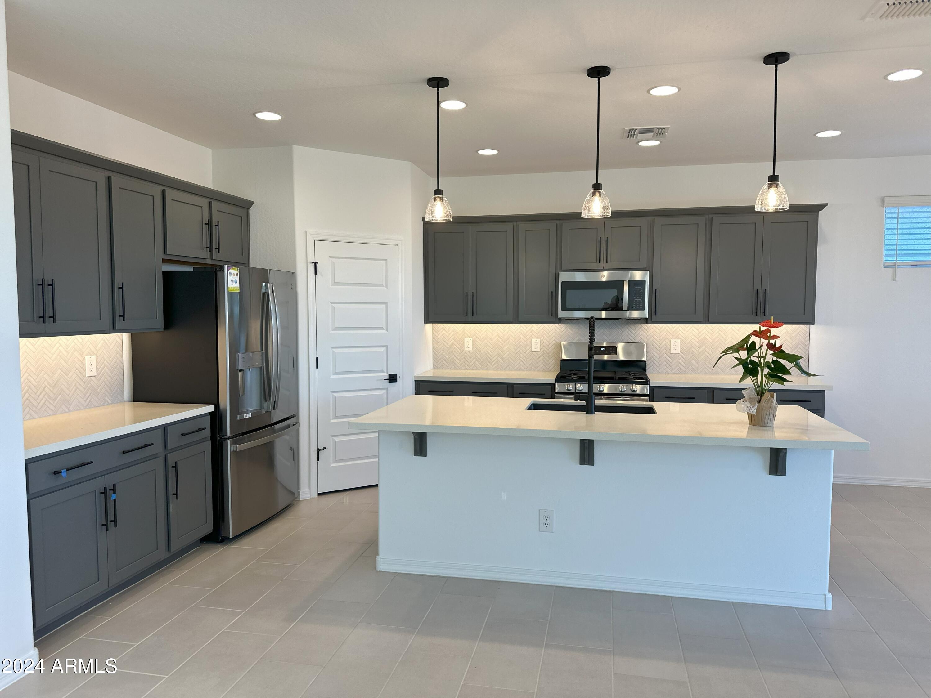 16802 W DESERT MIRAGE Drive