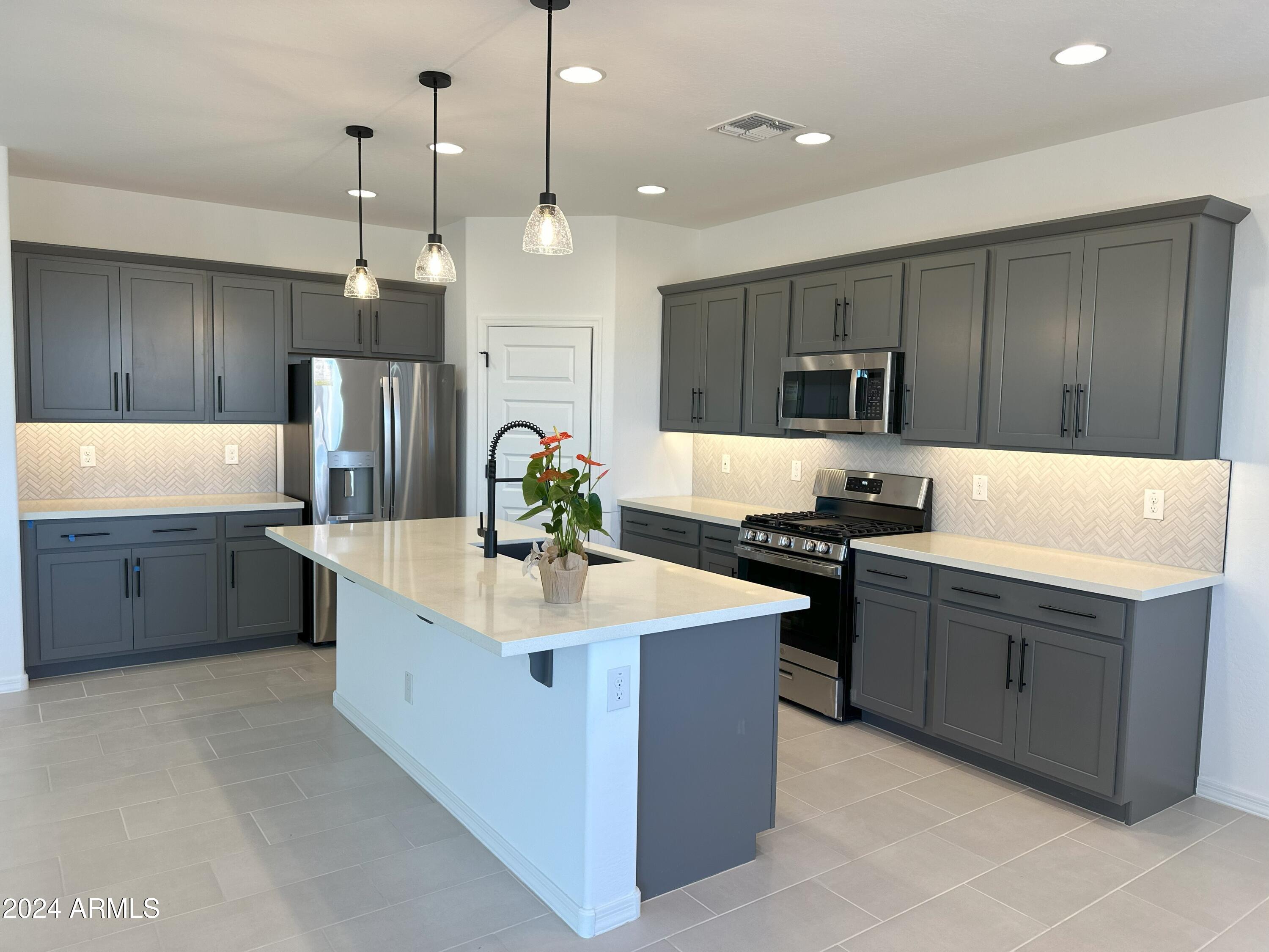 16802 W DESERT MIRAGE Drive