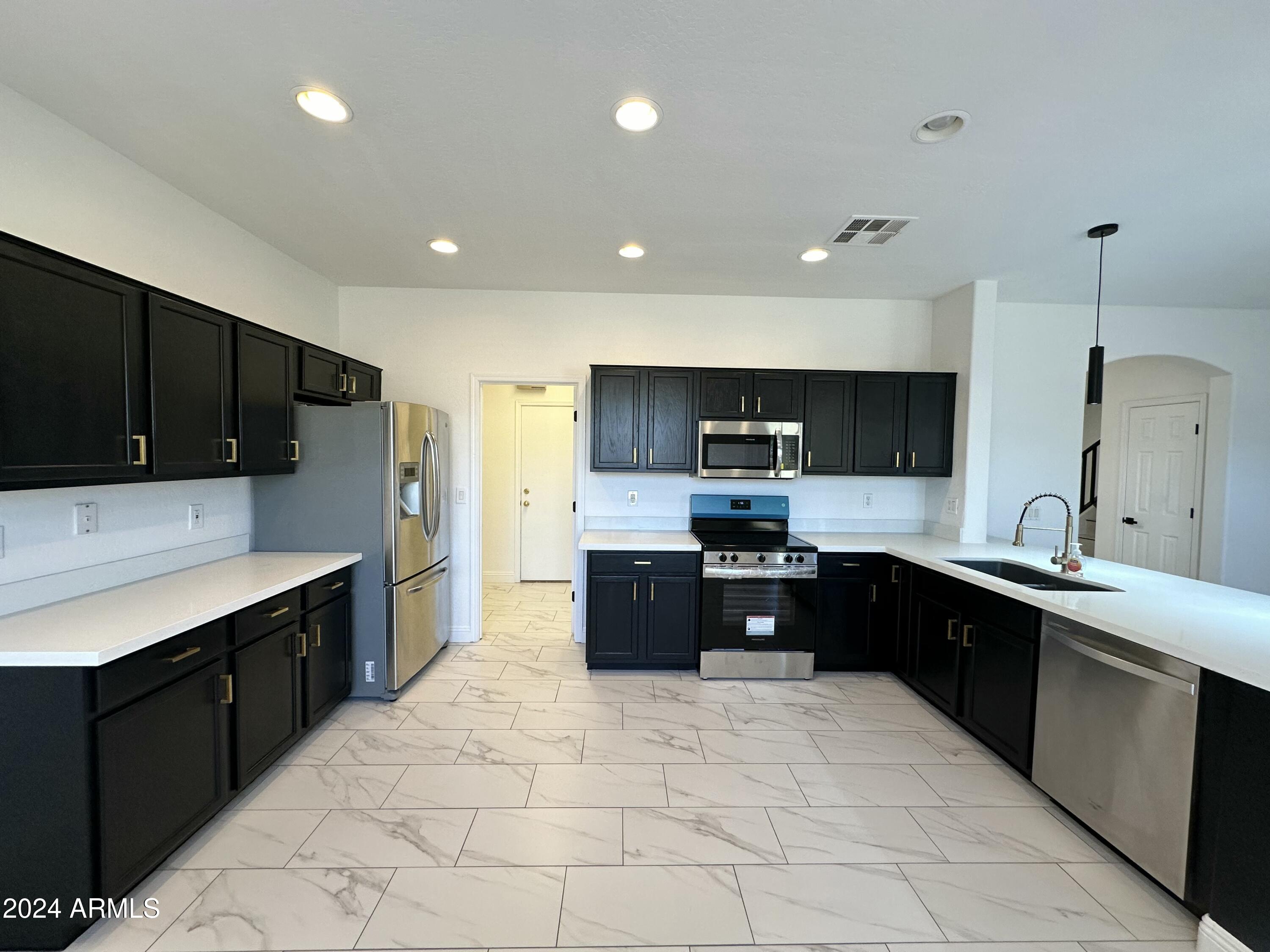 20647 N MARQUEZ Drive