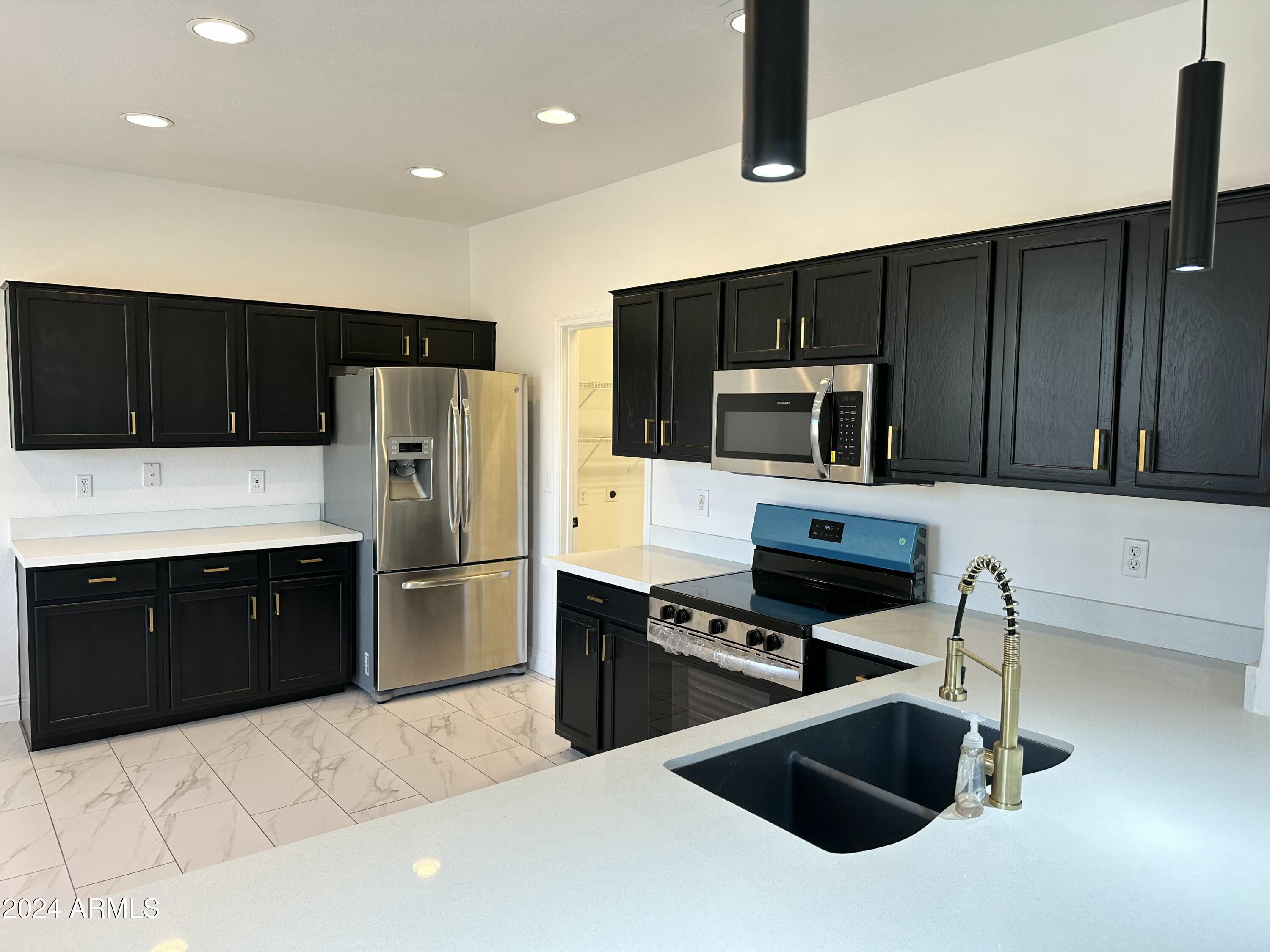 20647 N MARQUEZ Drive