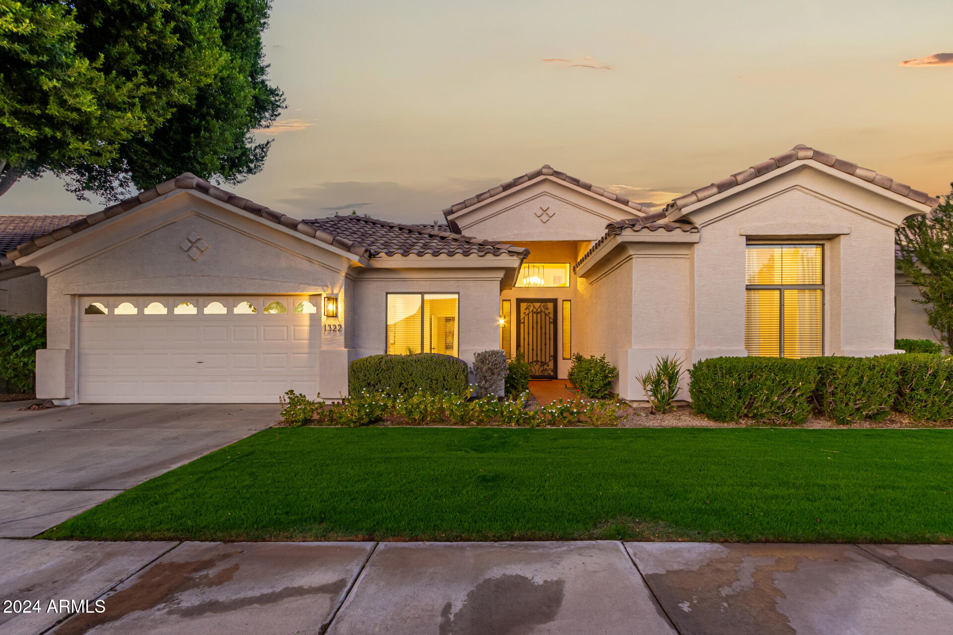1322 W Indigo Drive