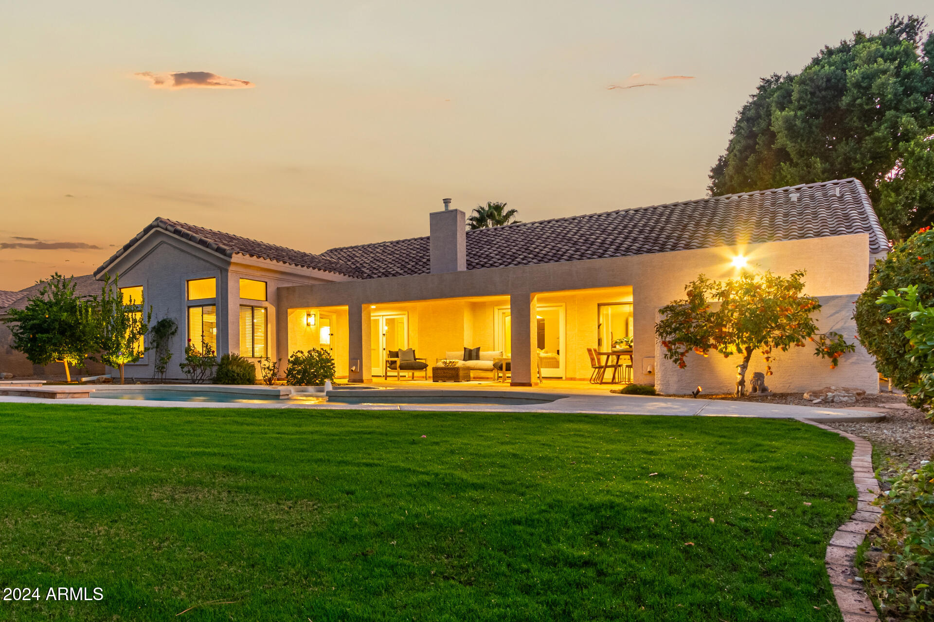 1322 W Indigo Drive