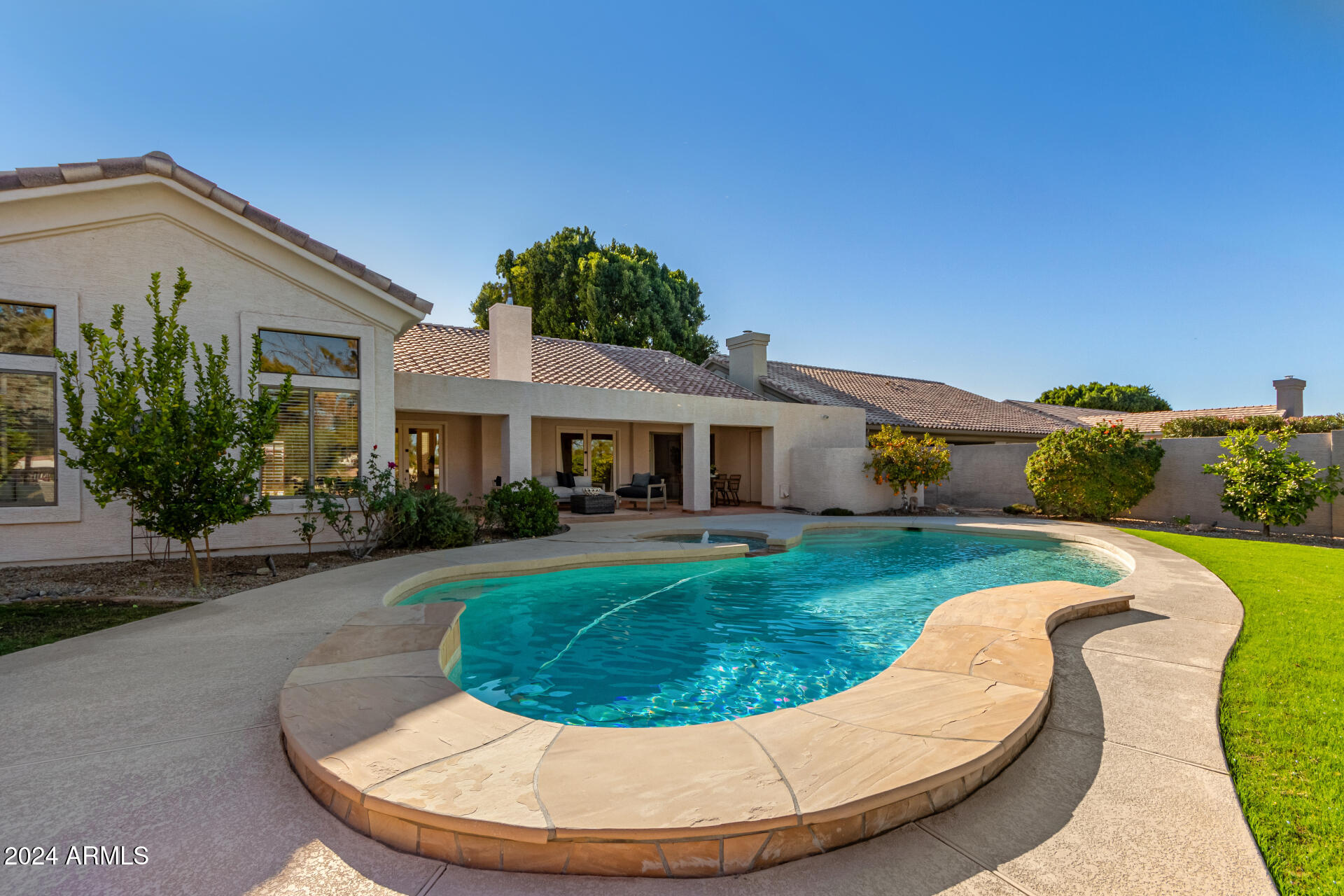 1322 W Indigo Drive
