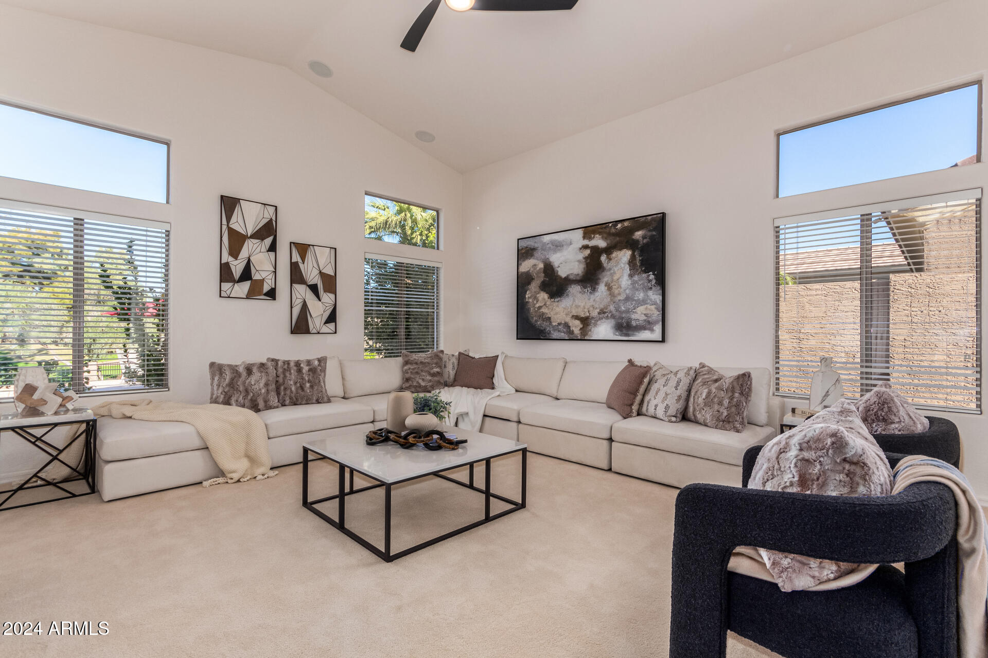 1322 W Indigo Drive