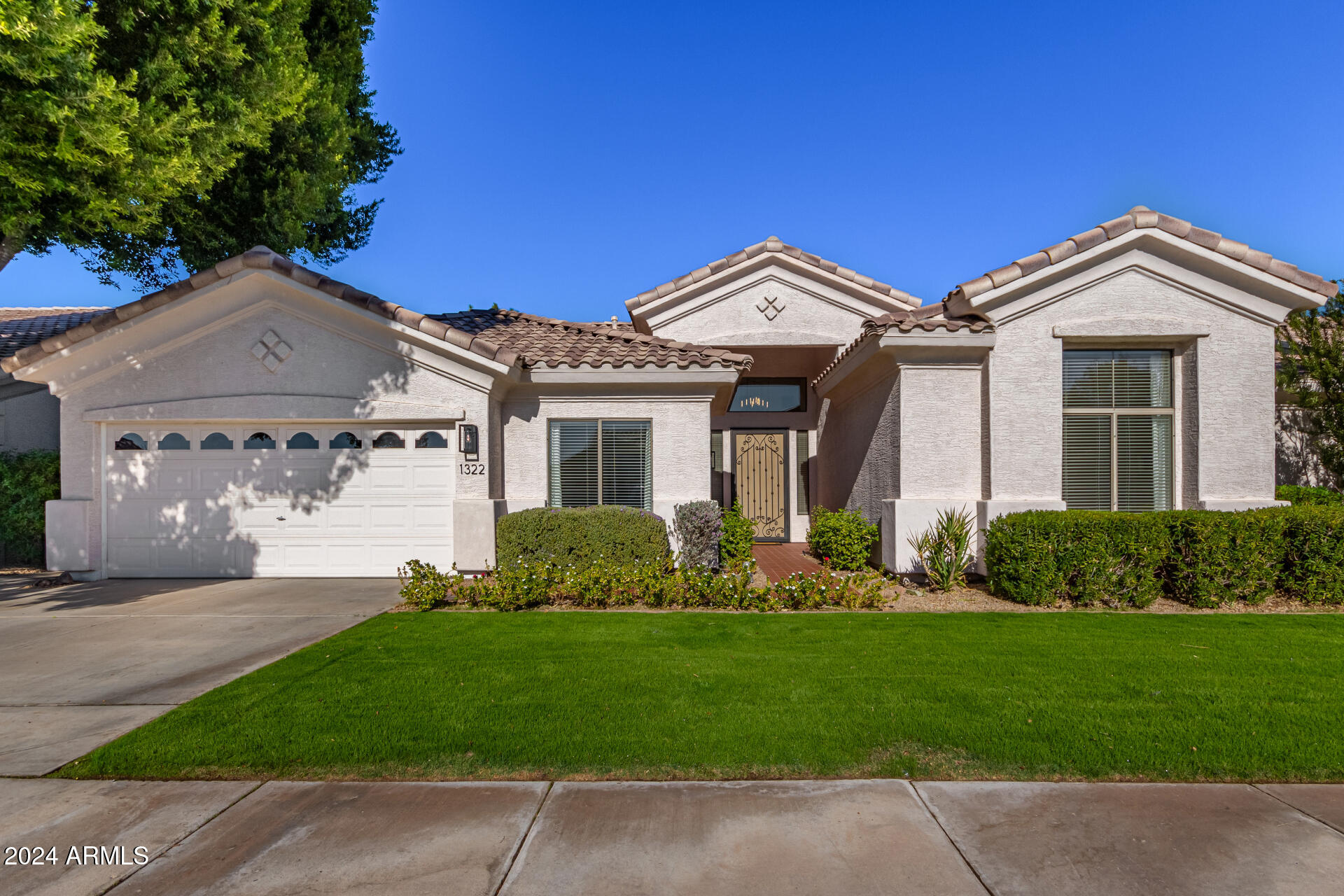 1322 W Indigo Drive