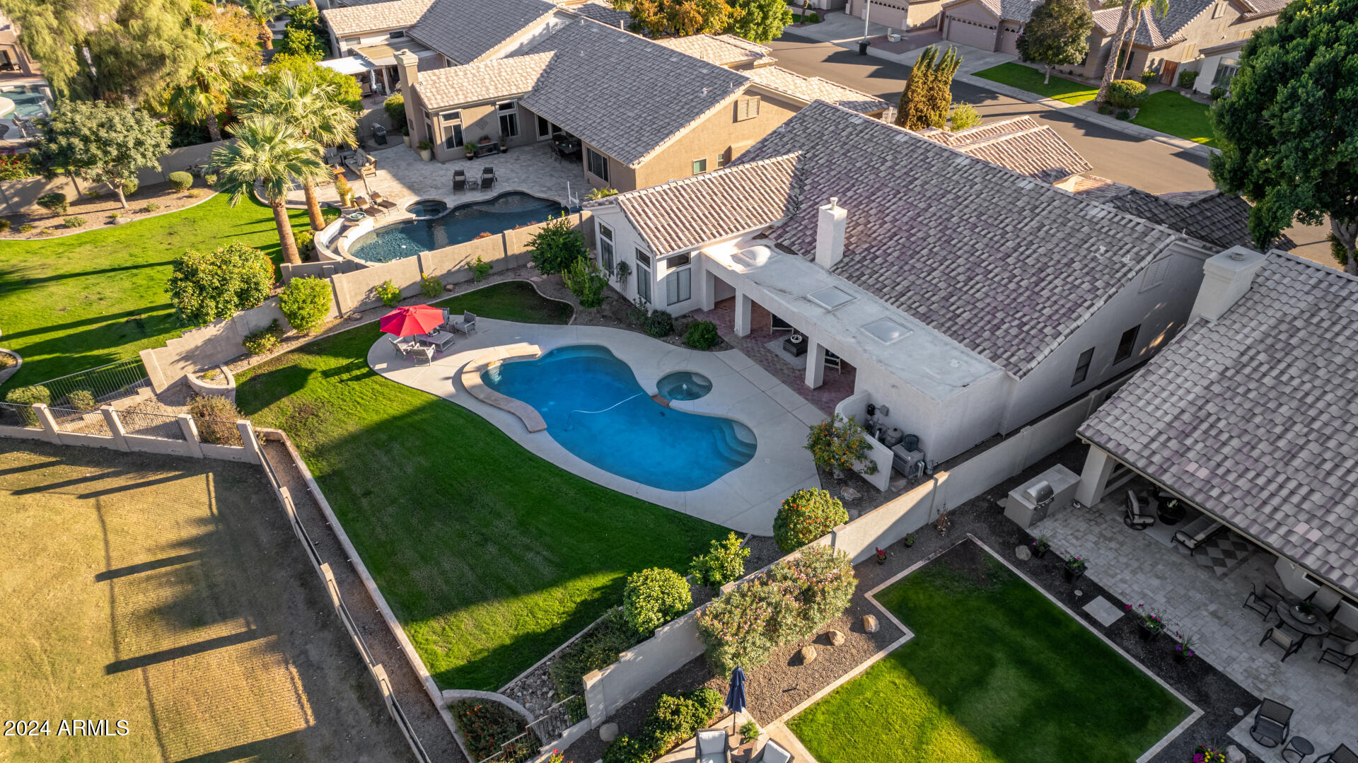 1322 W Indigo Drive