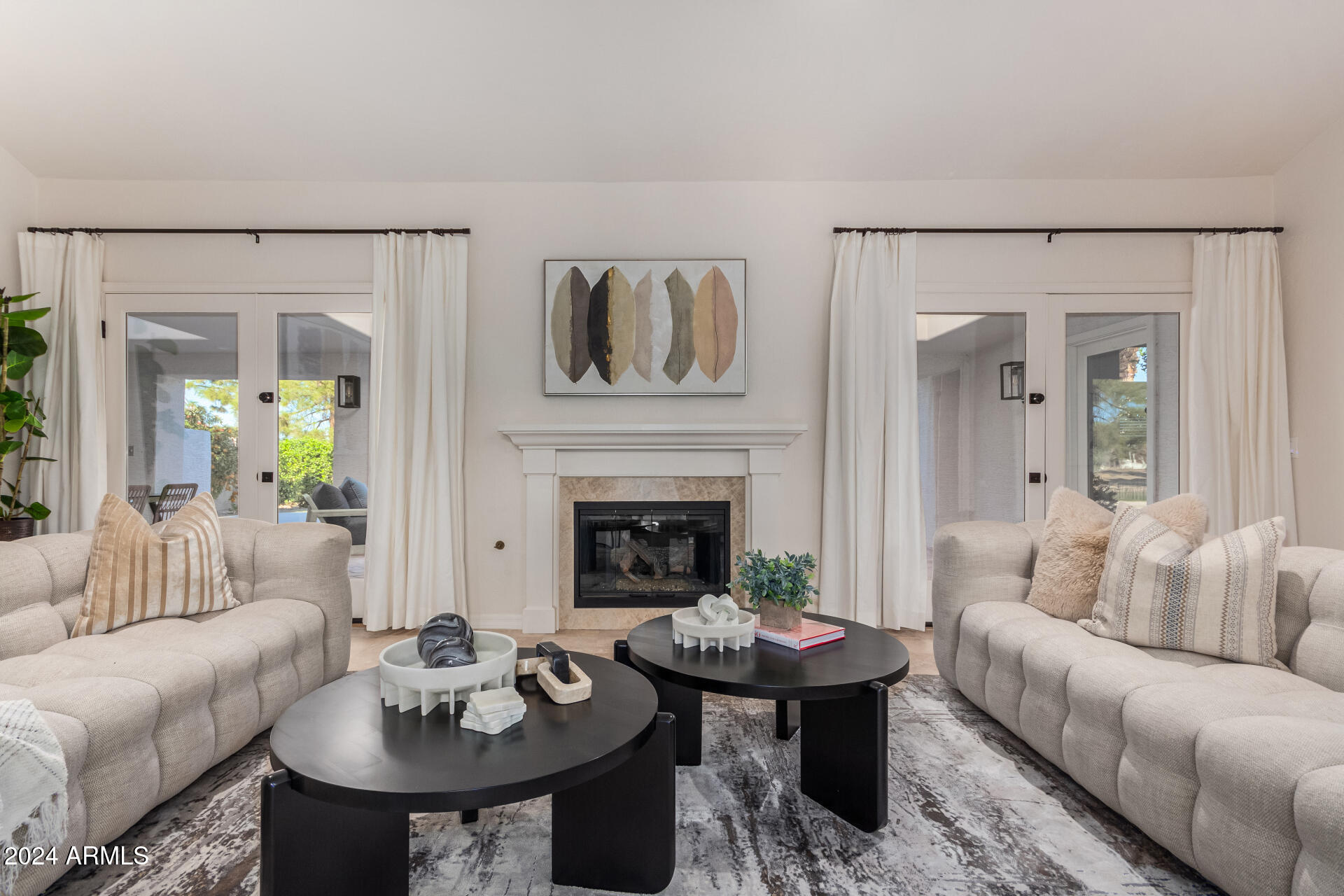 1322 W Indigo Drive