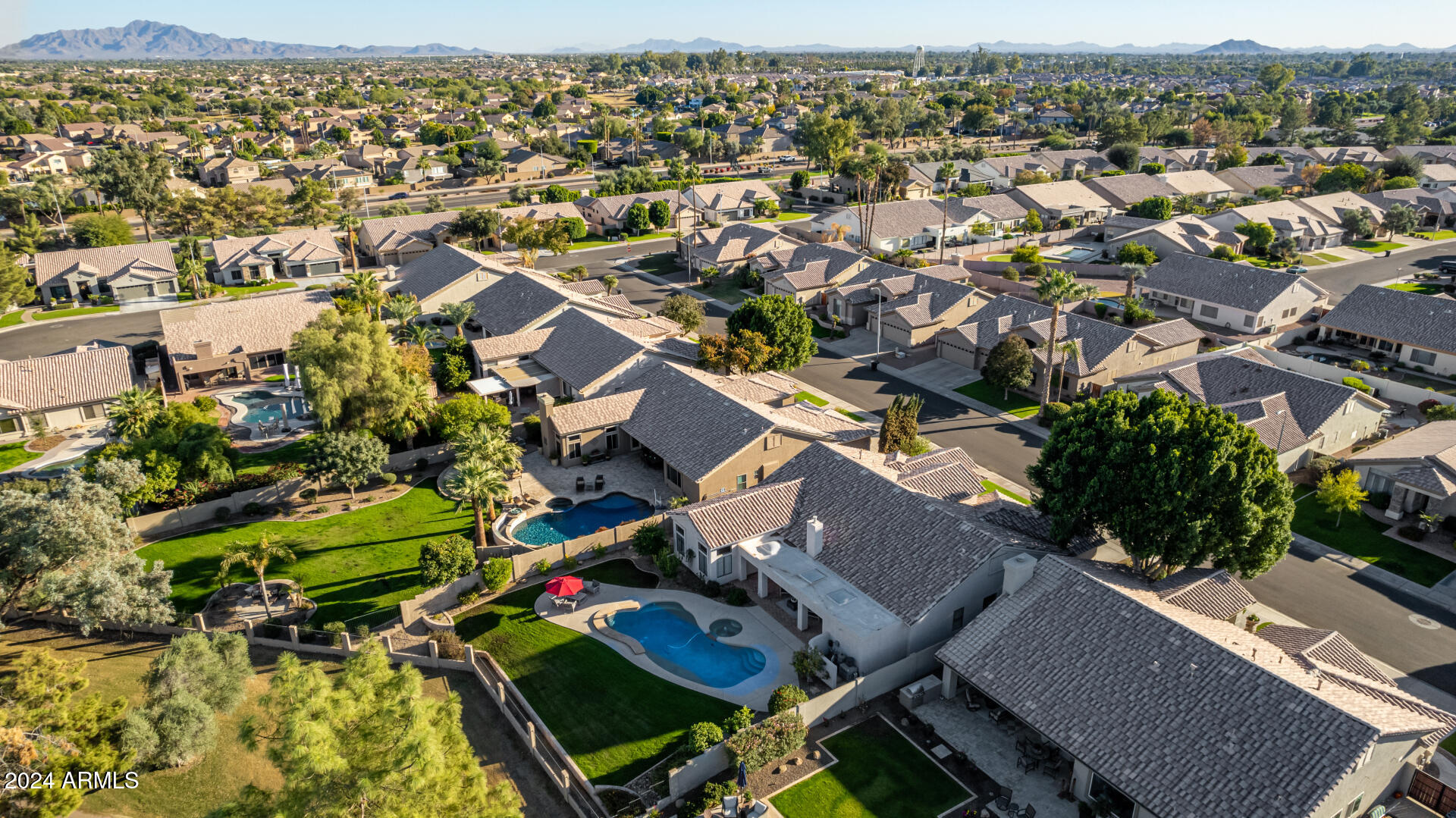 1322 W Indigo Drive