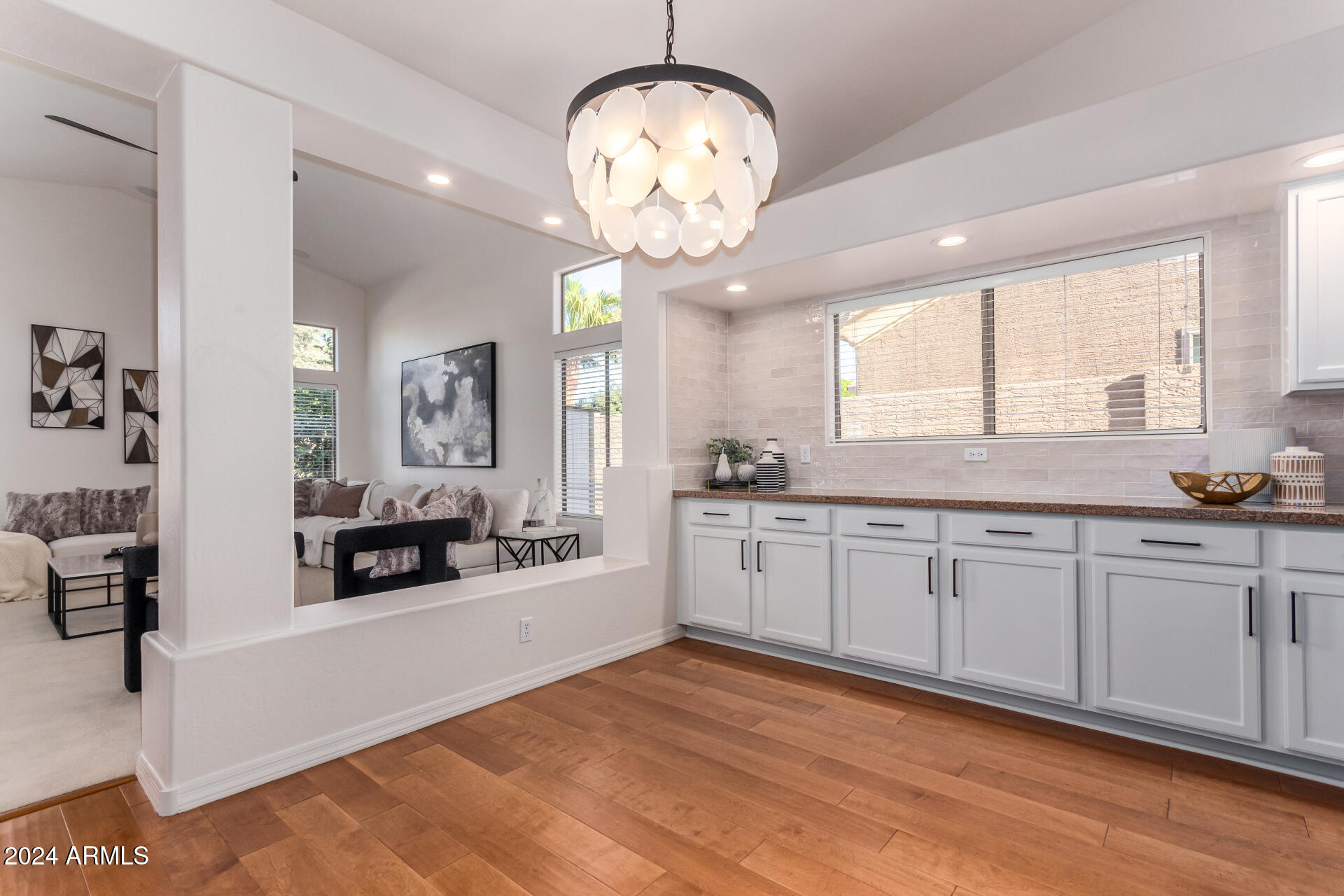 1322 W Indigo Drive