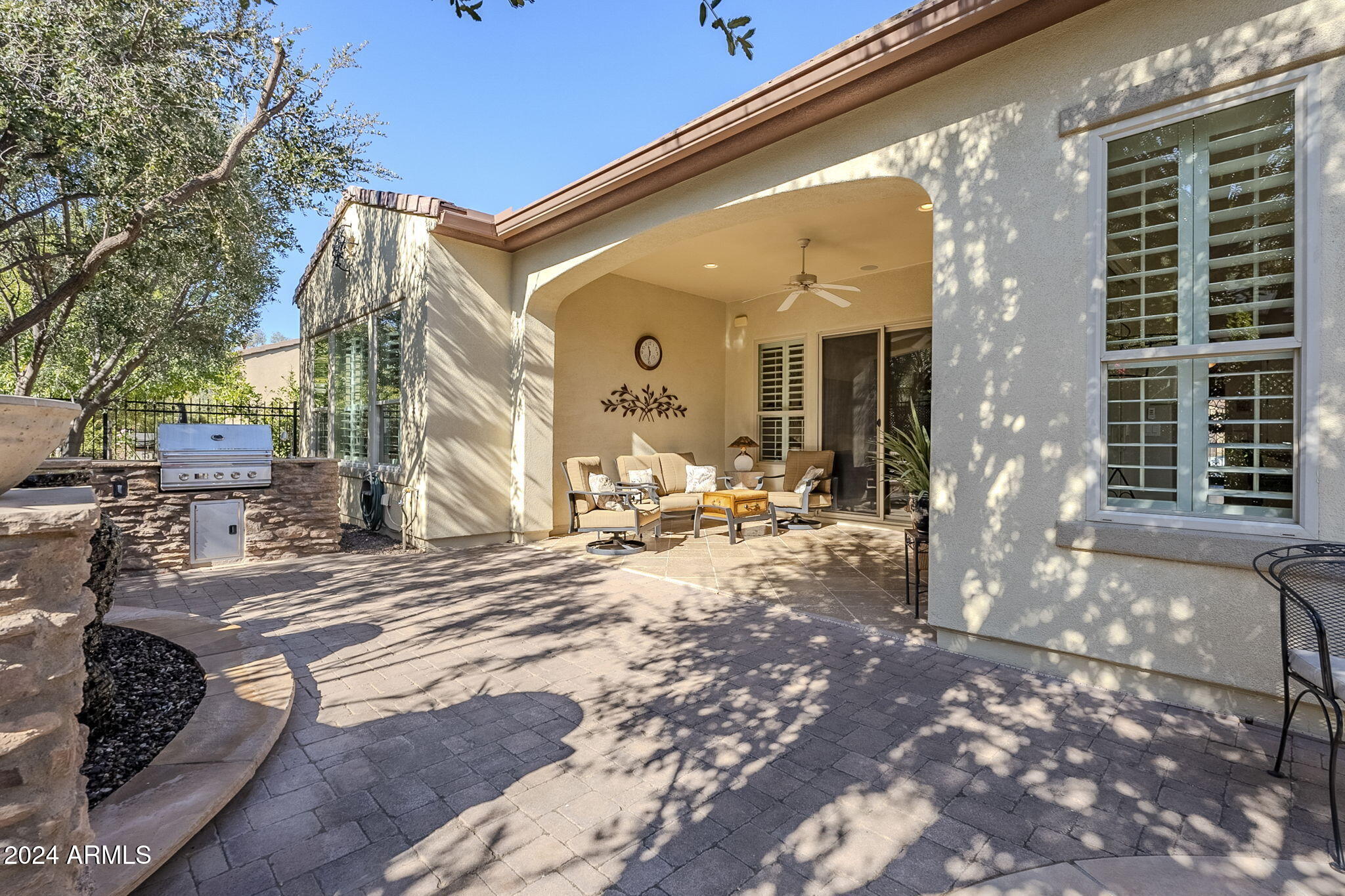 1657 E ATOLE Place