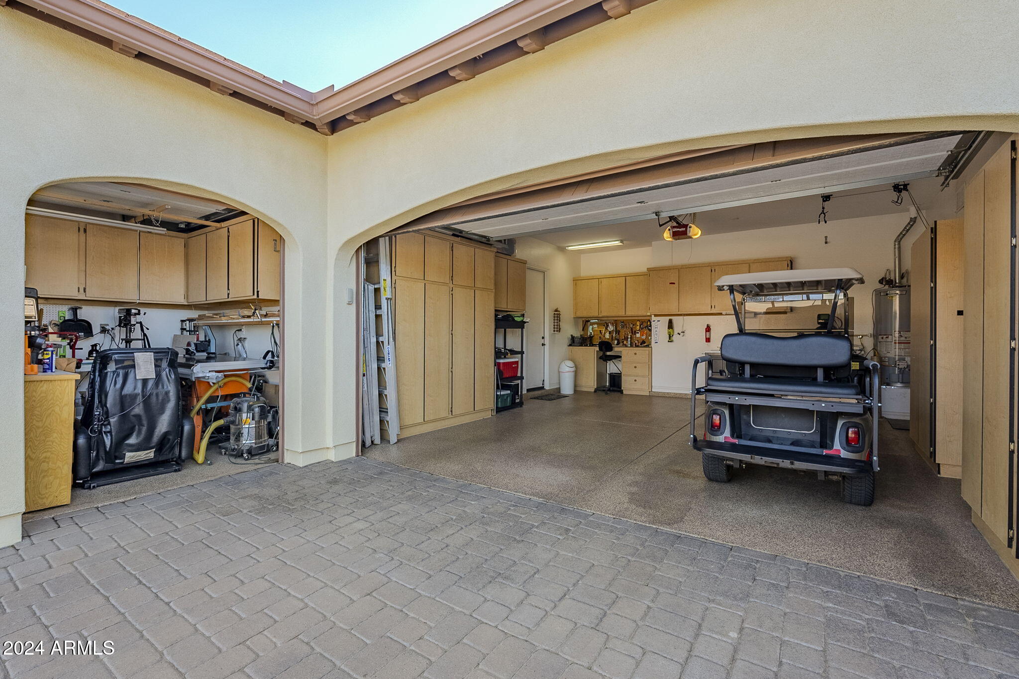 1657 E ATOLE Place