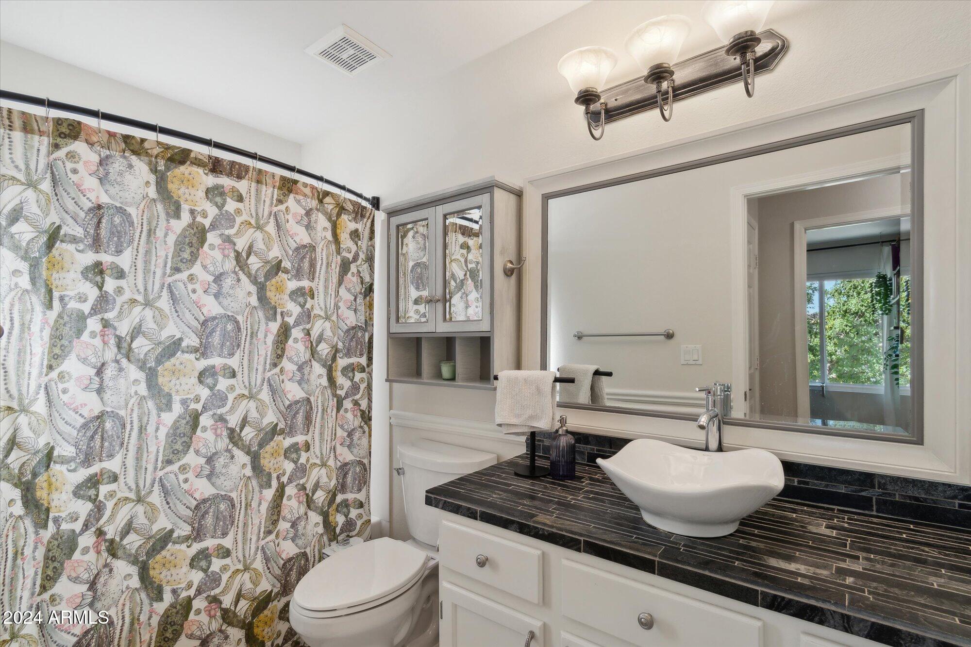 3119 E REDWOOD Court