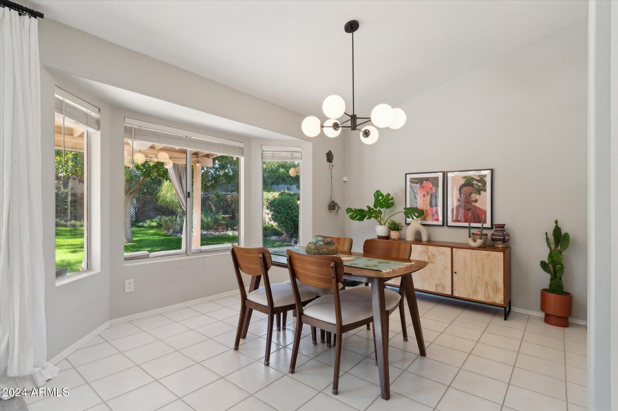 3119 E REDWOOD Court