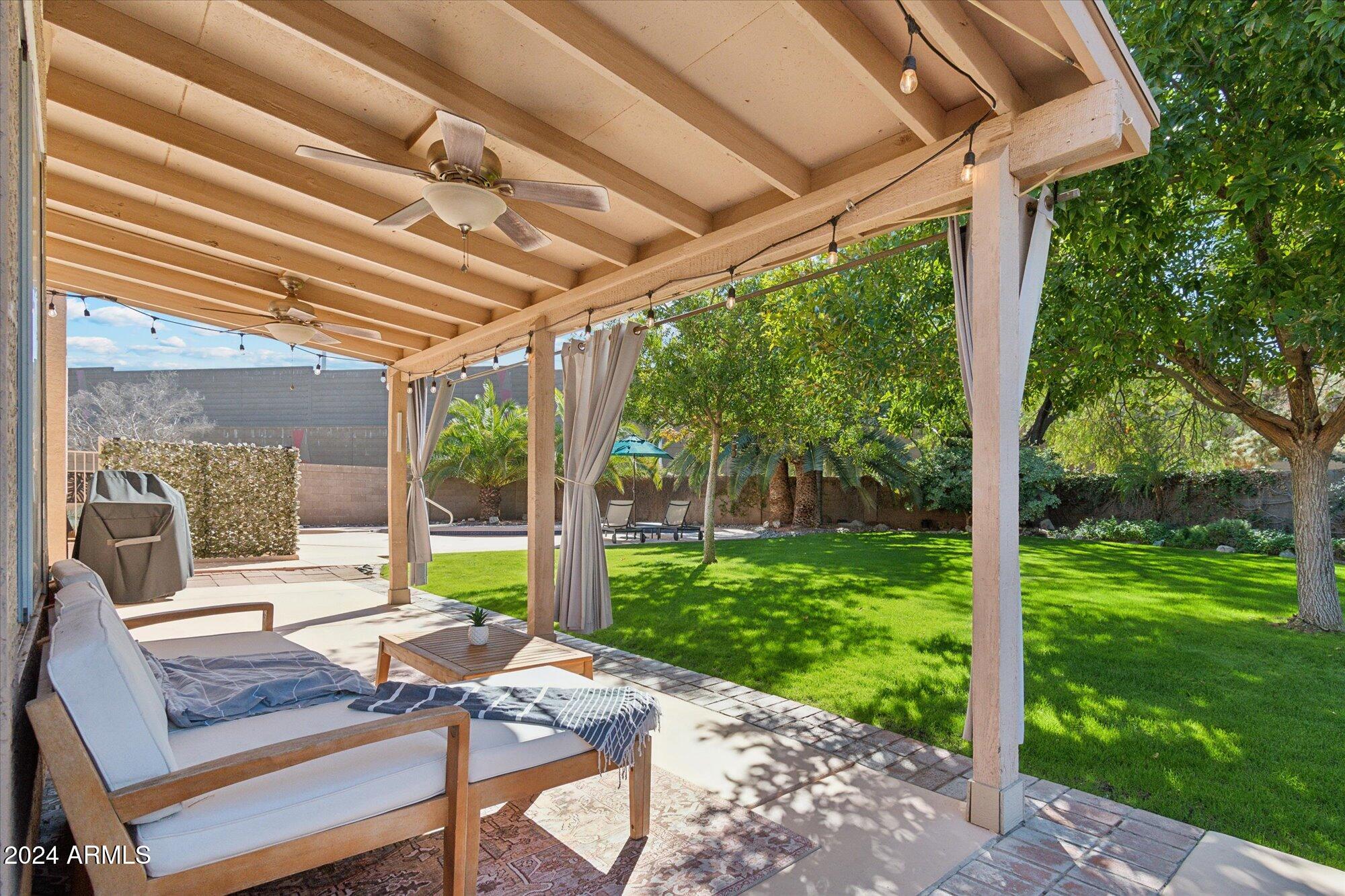 3119 E REDWOOD Court