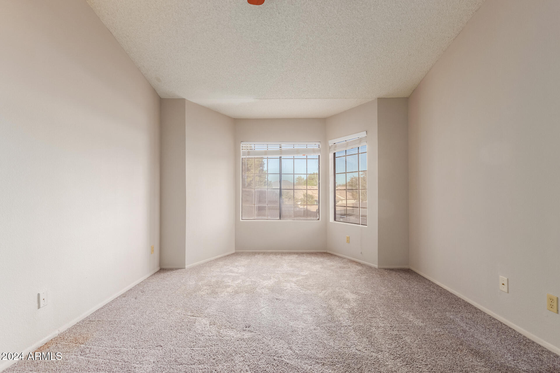 5230 E Brown Road, 260