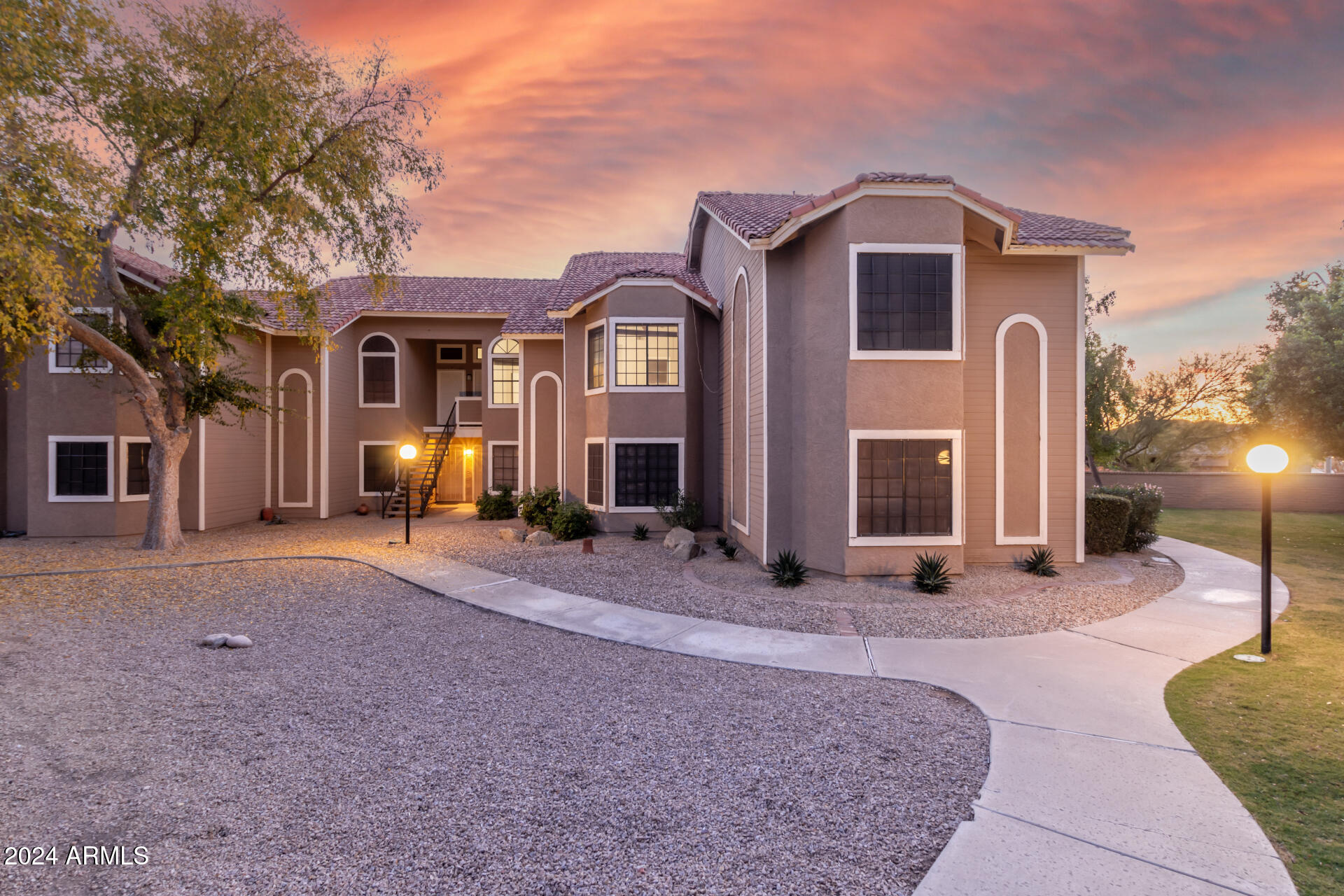 5230 E Brown Road, 260