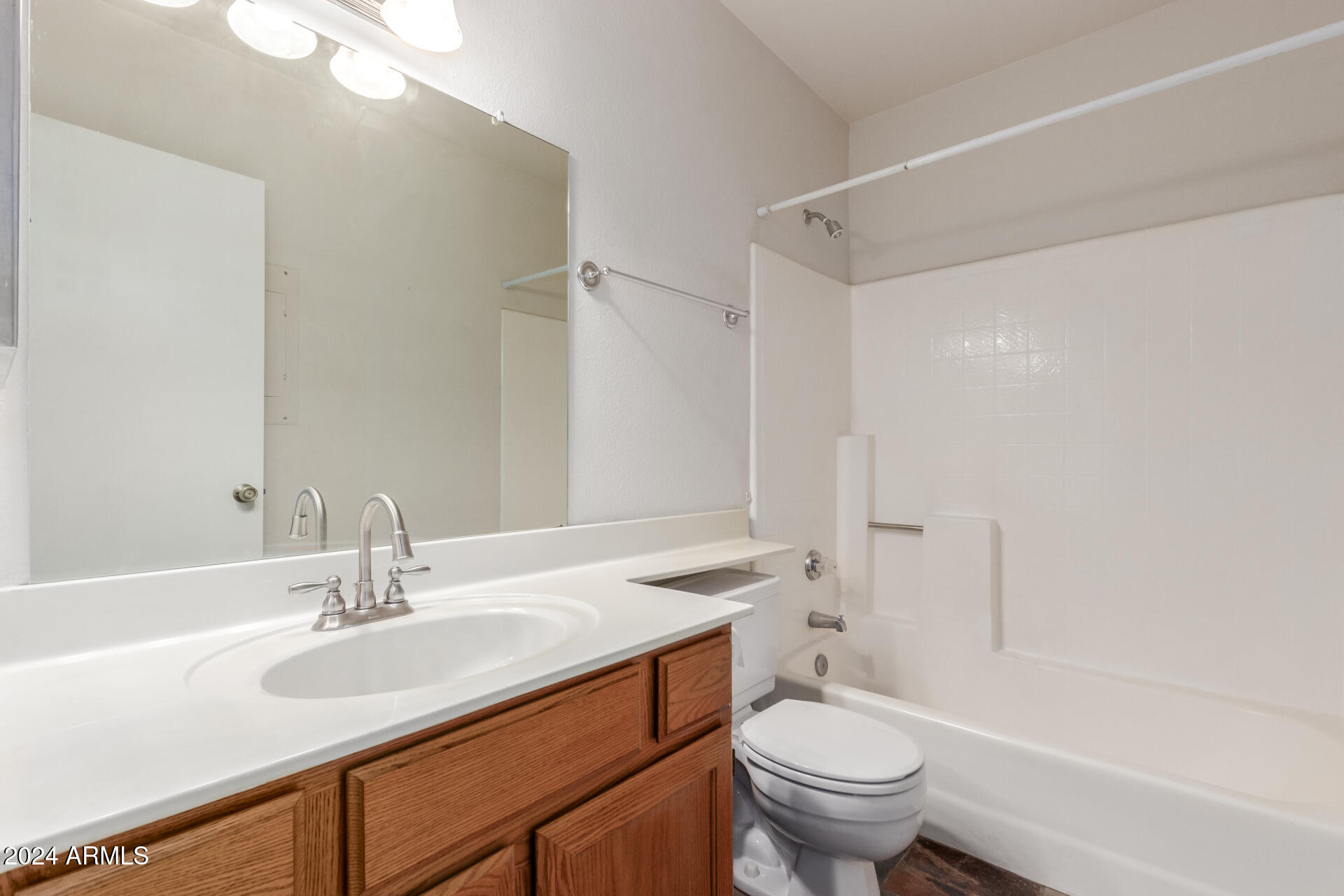 5230 E Brown Road, 260