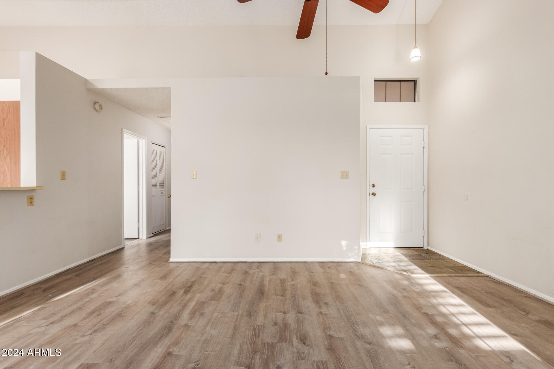 5230 E Brown Road, 260