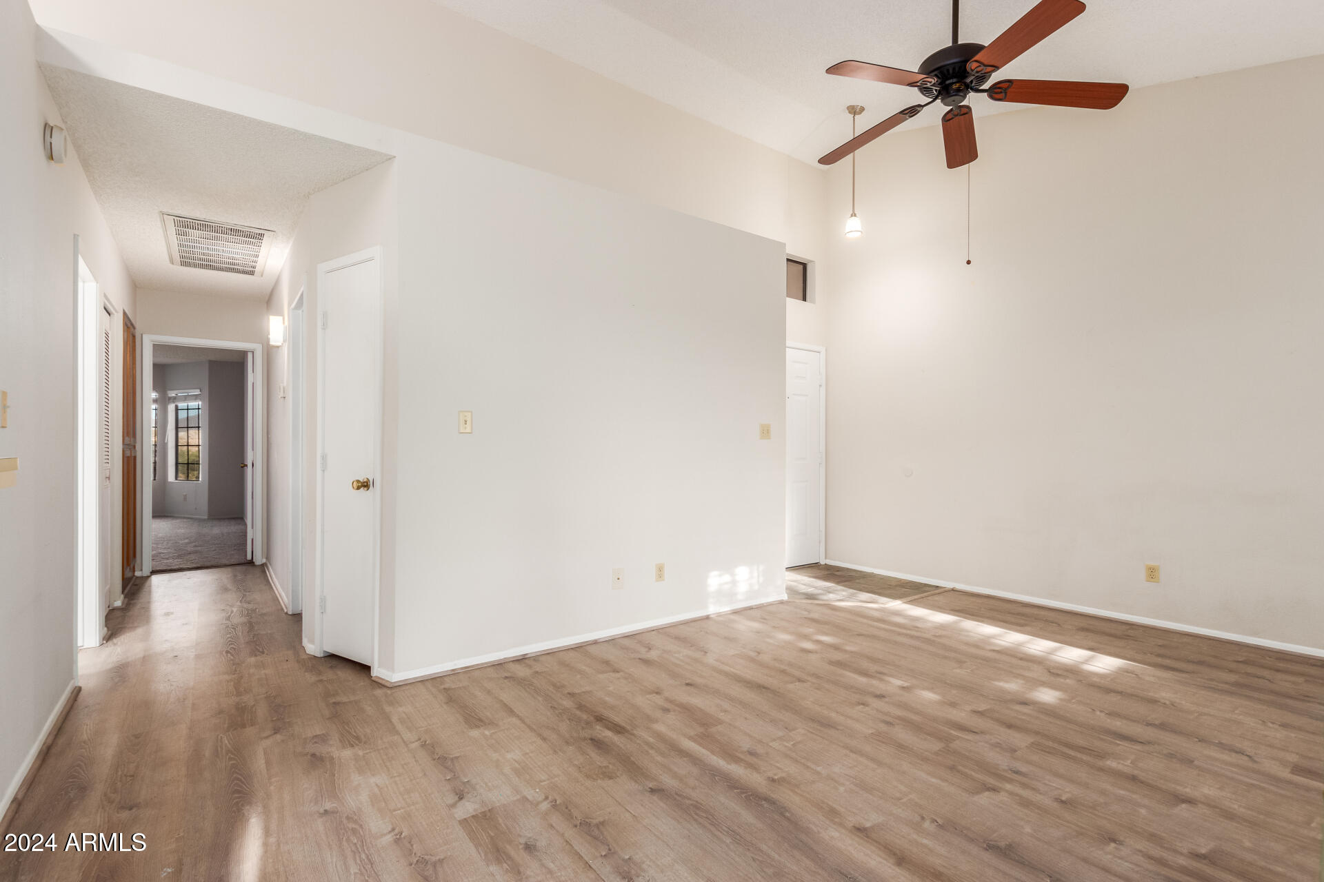 5230 E Brown Road, 260