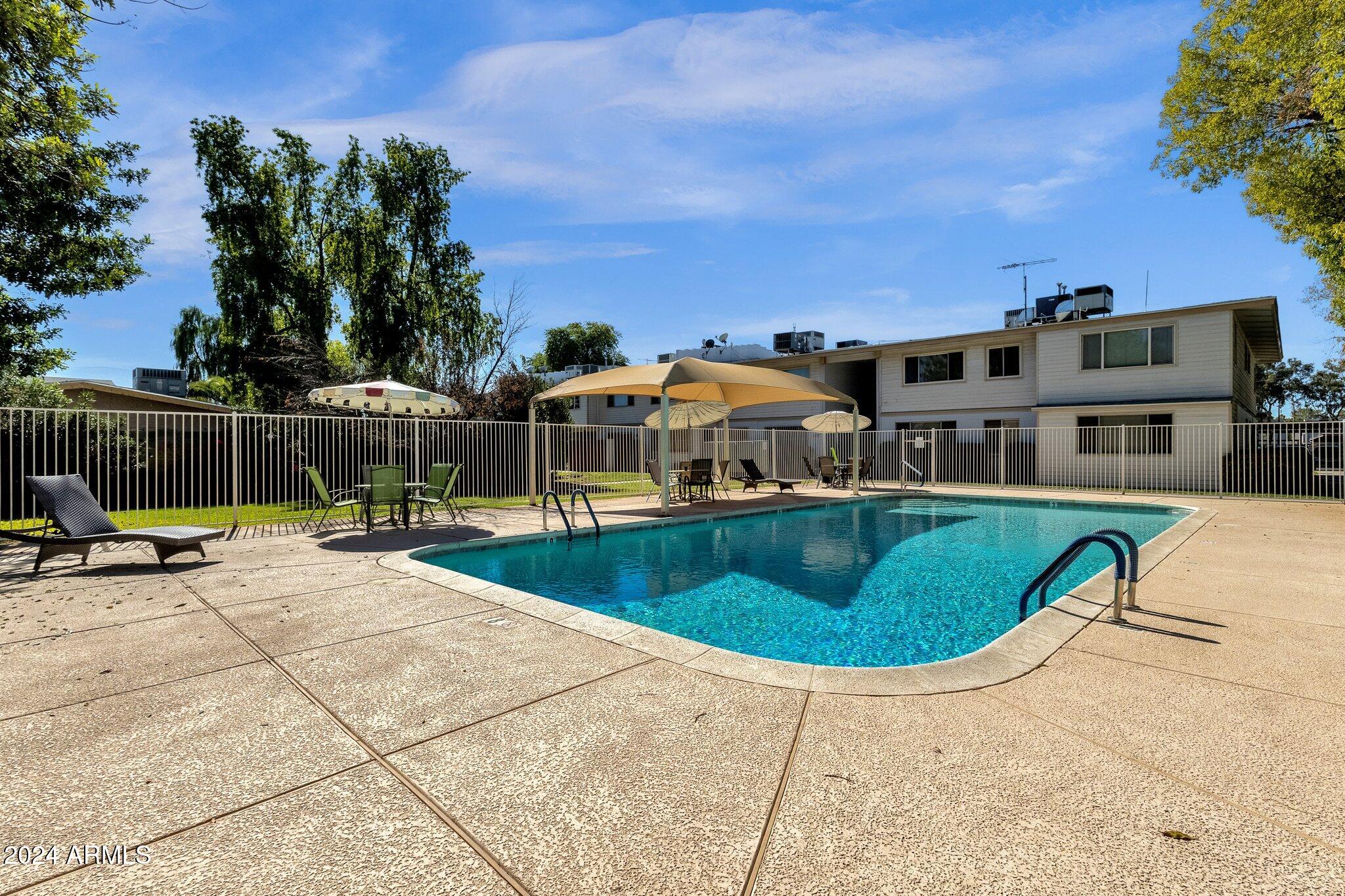 2534 W BERRIDGE Lane # 108