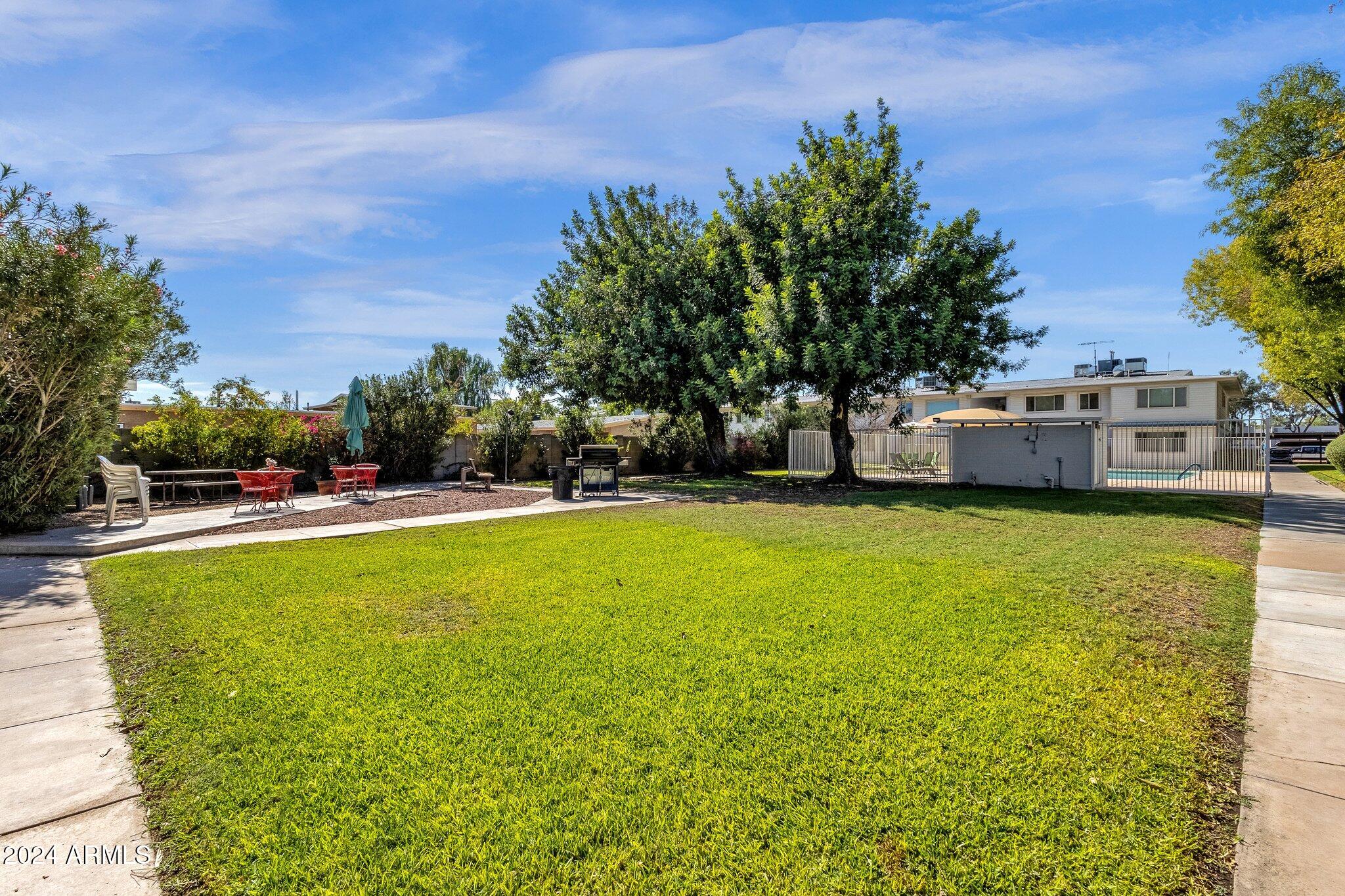 2534 W BERRIDGE Lane # 108