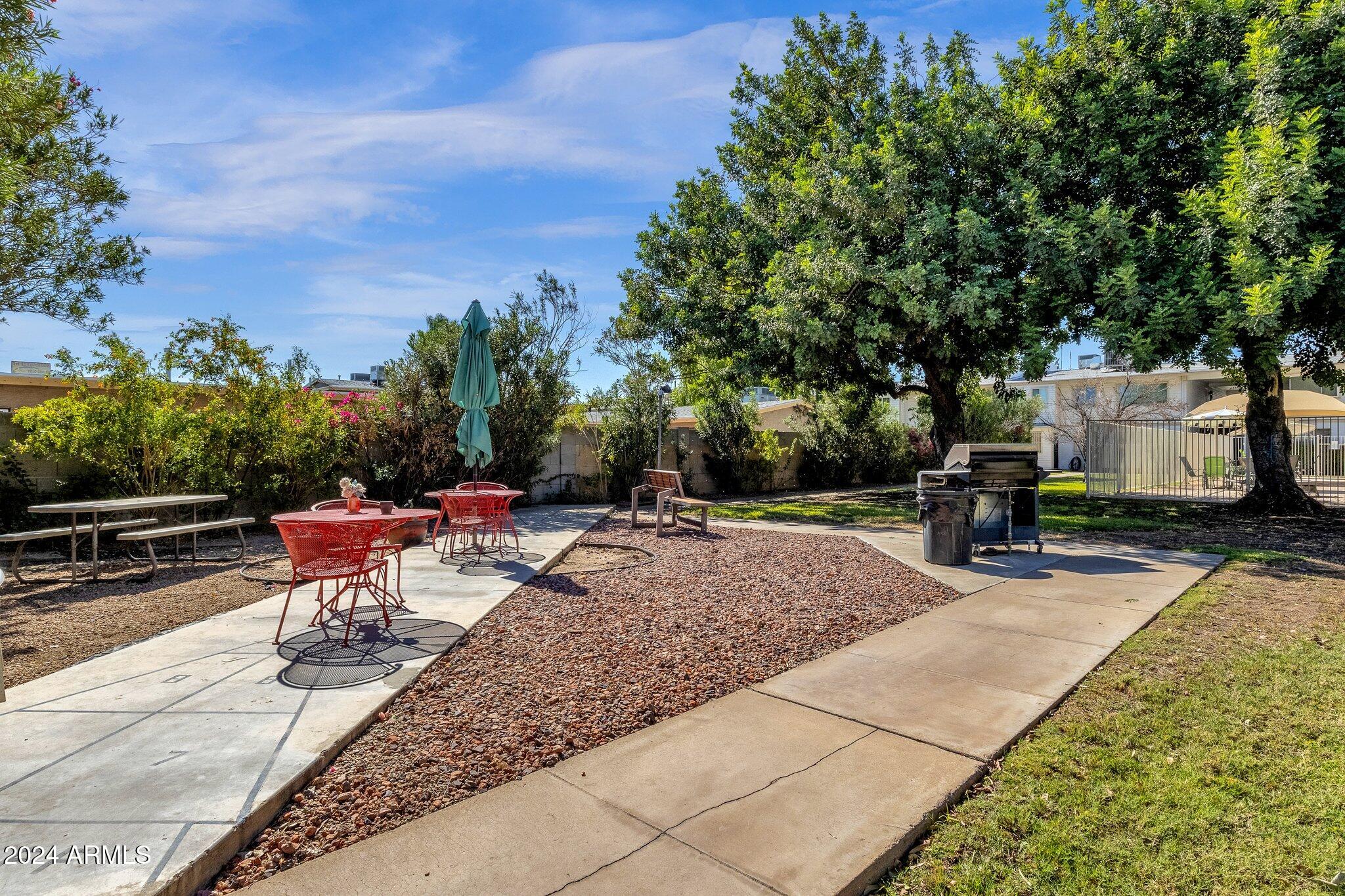 2534 W BERRIDGE Lane # 108