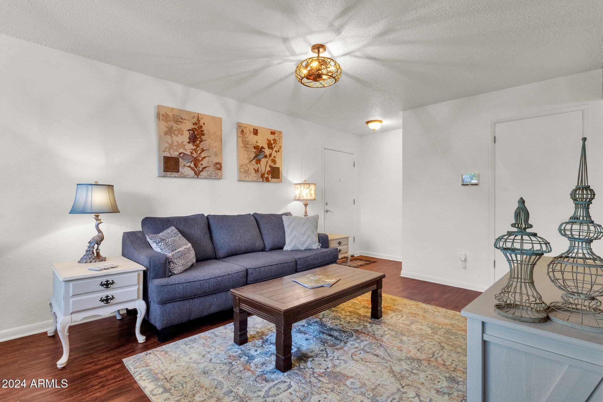 2534 W BERRIDGE Lane # 108