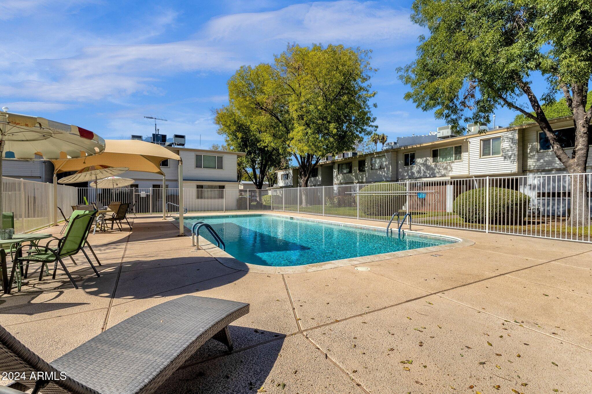 2534 W BERRIDGE Lane # 108