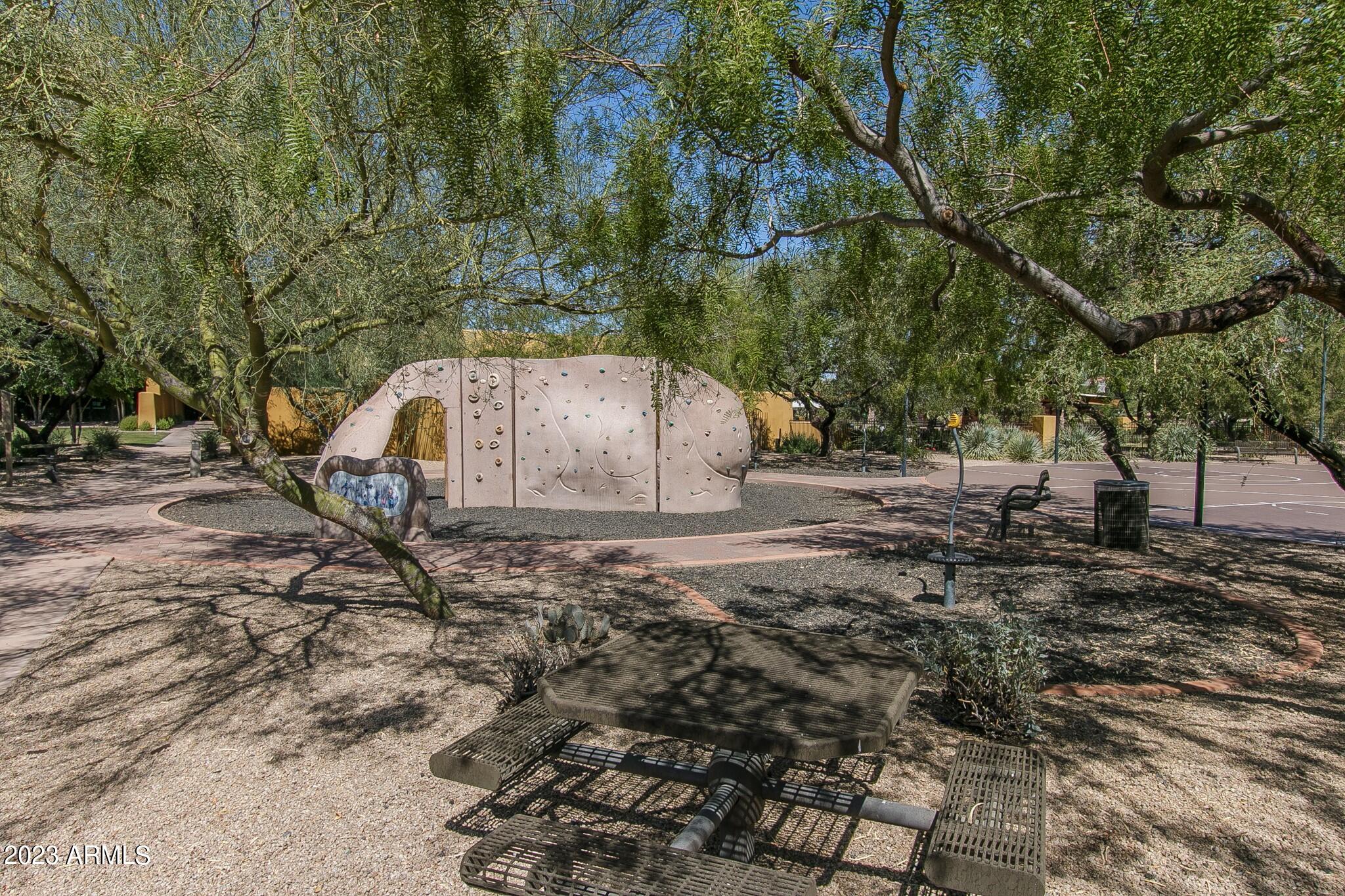 22517 N 37TH Terrace