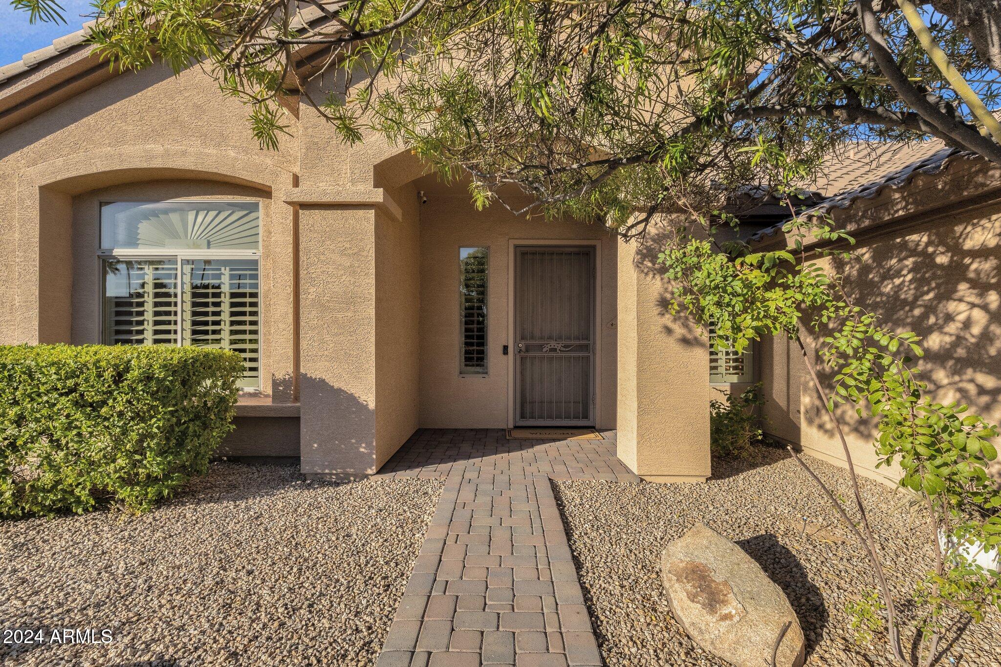 2424 W WEATHERBY Way