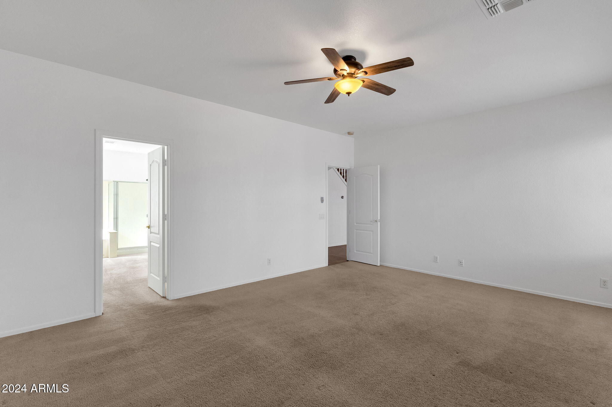 1328 E COTTONWOOD Lane