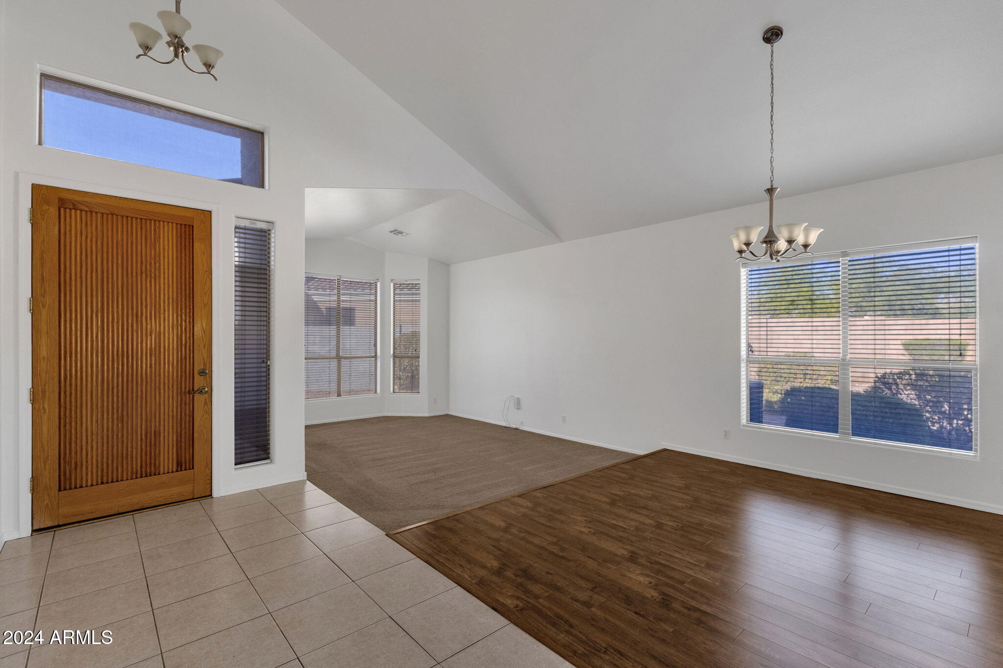 1328 E COTTONWOOD Lane