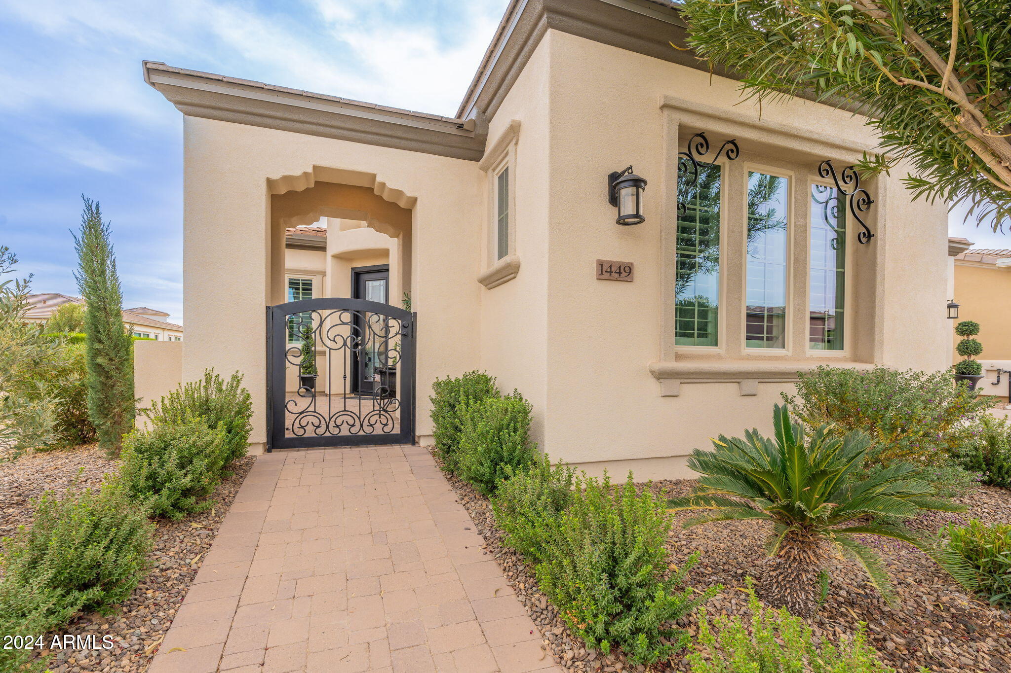 1449 E VERDE Boulevard