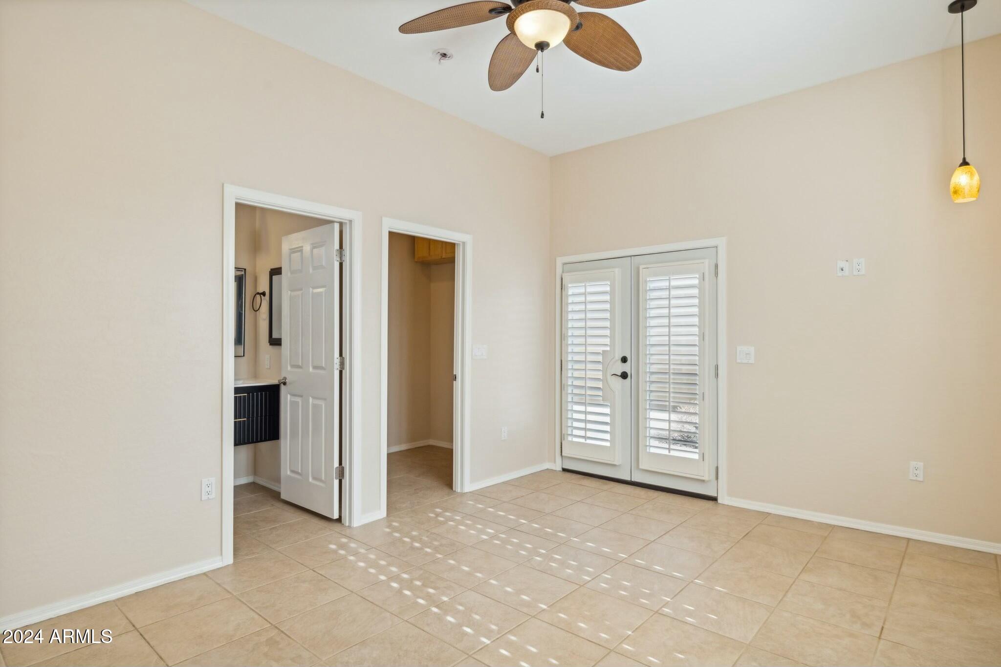 2740 W PLUM HOLLOW Drive