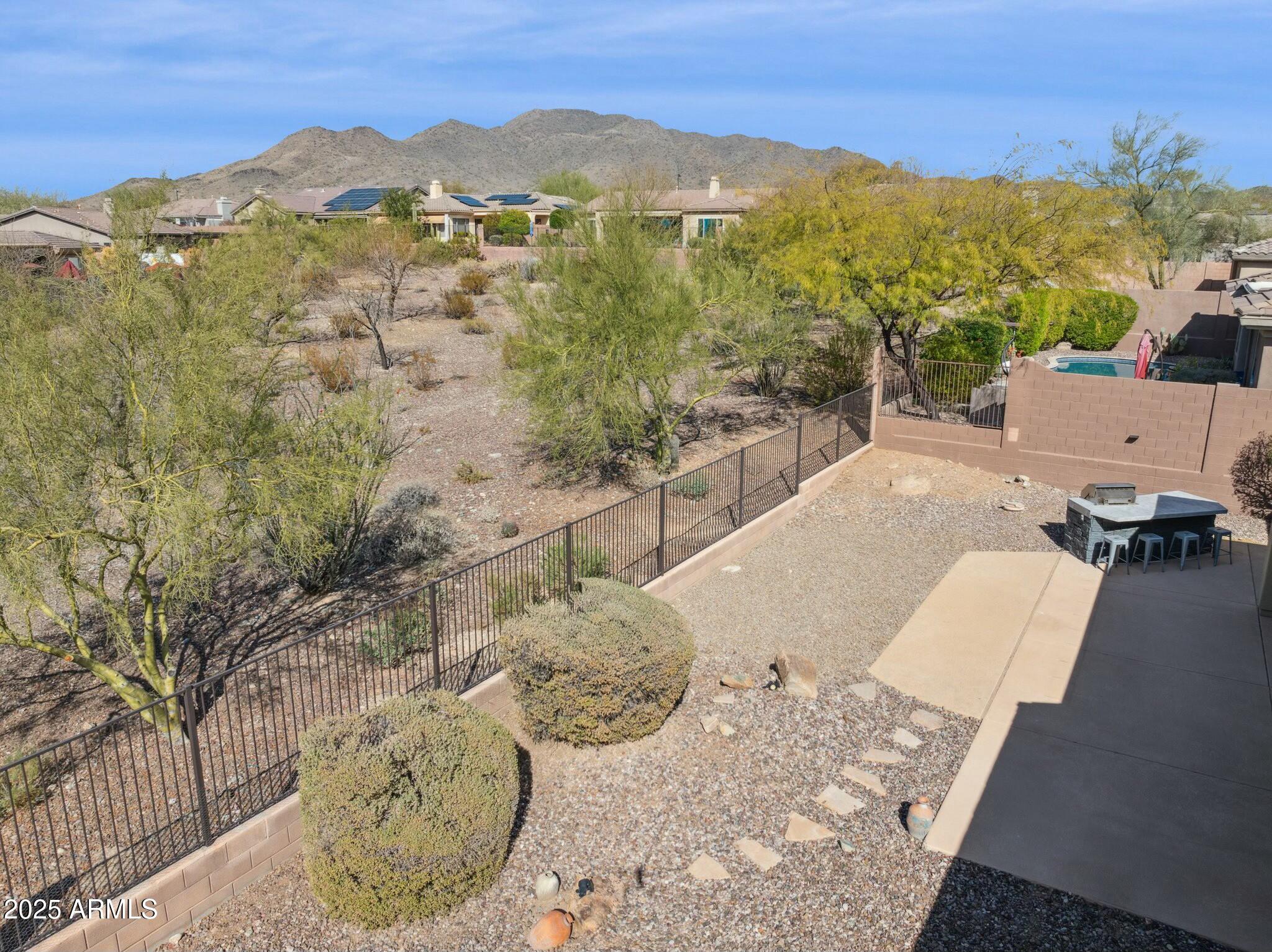 2740 W PLUM HOLLOW Drive