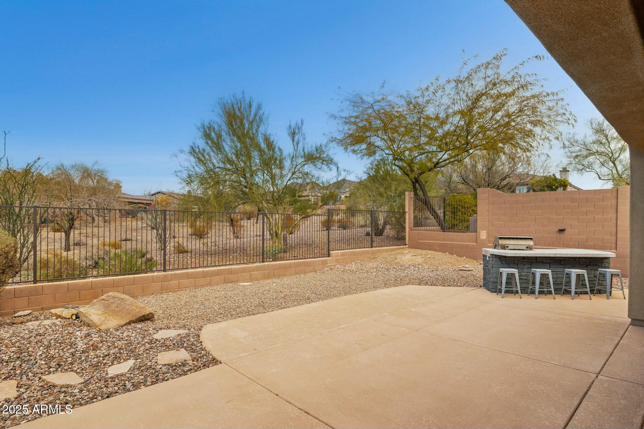 2740 W PLUM HOLLOW Drive