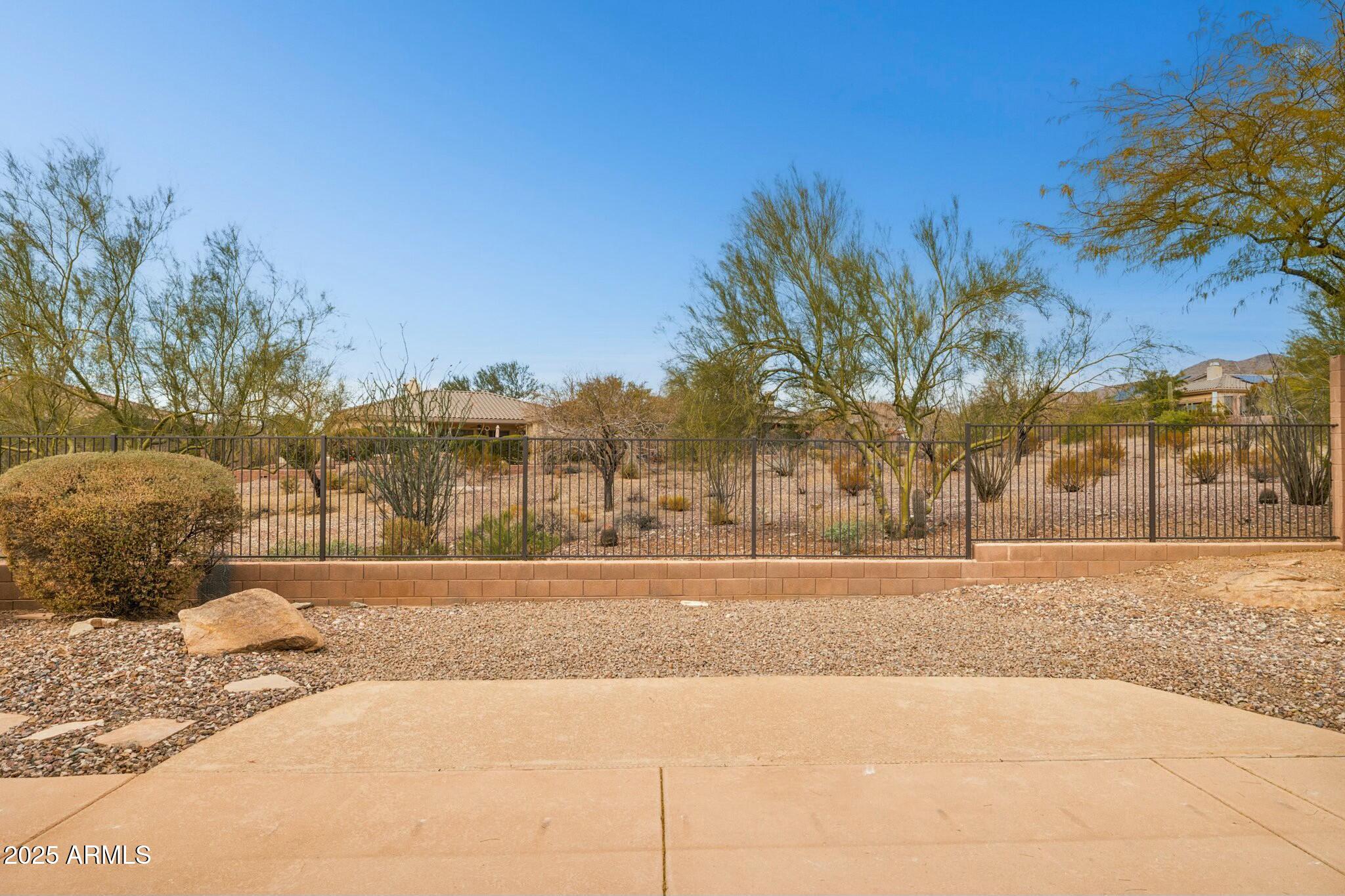 2740 W PLUM HOLLOW Drive
