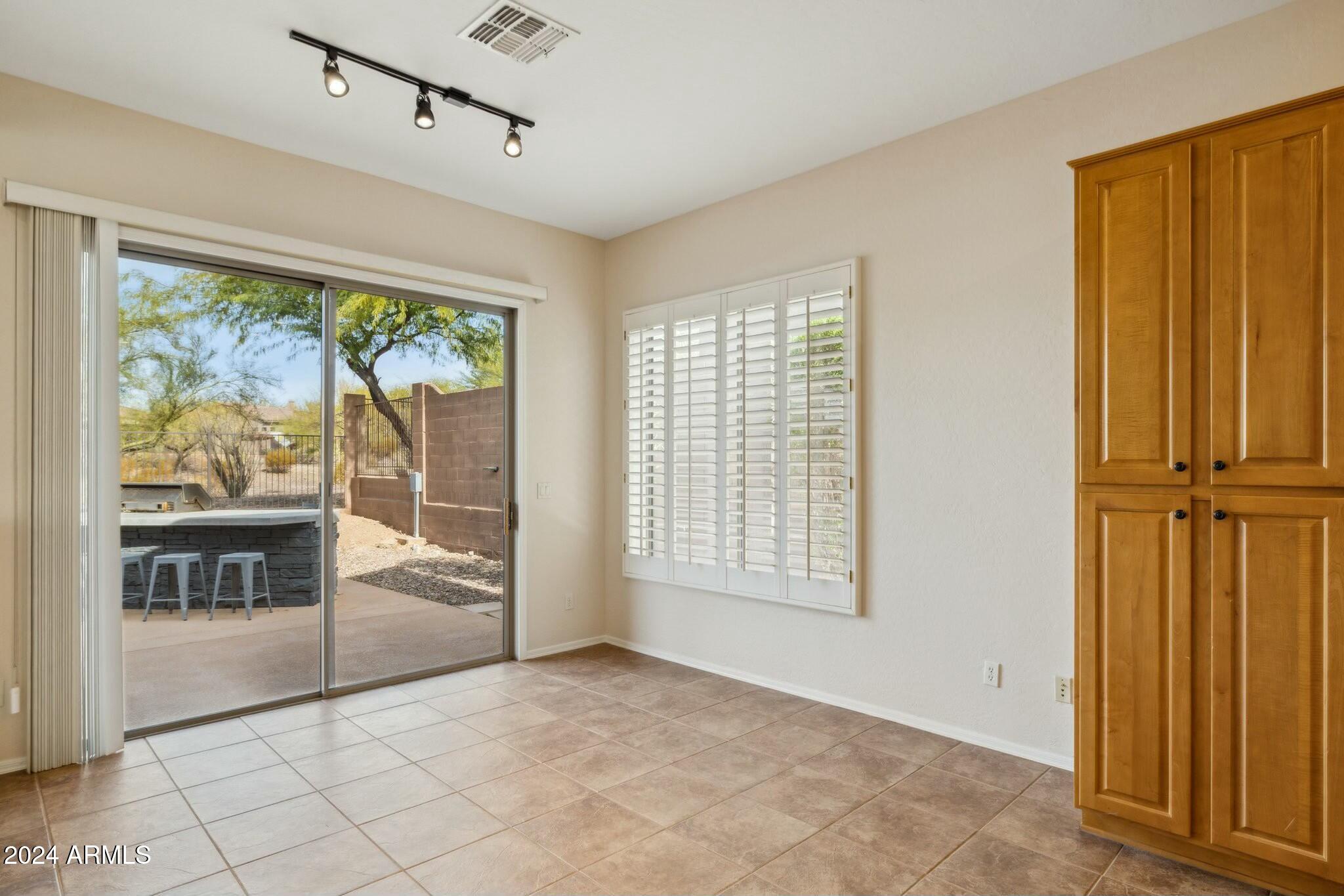 2740 W PLUM HOLLOW Drive