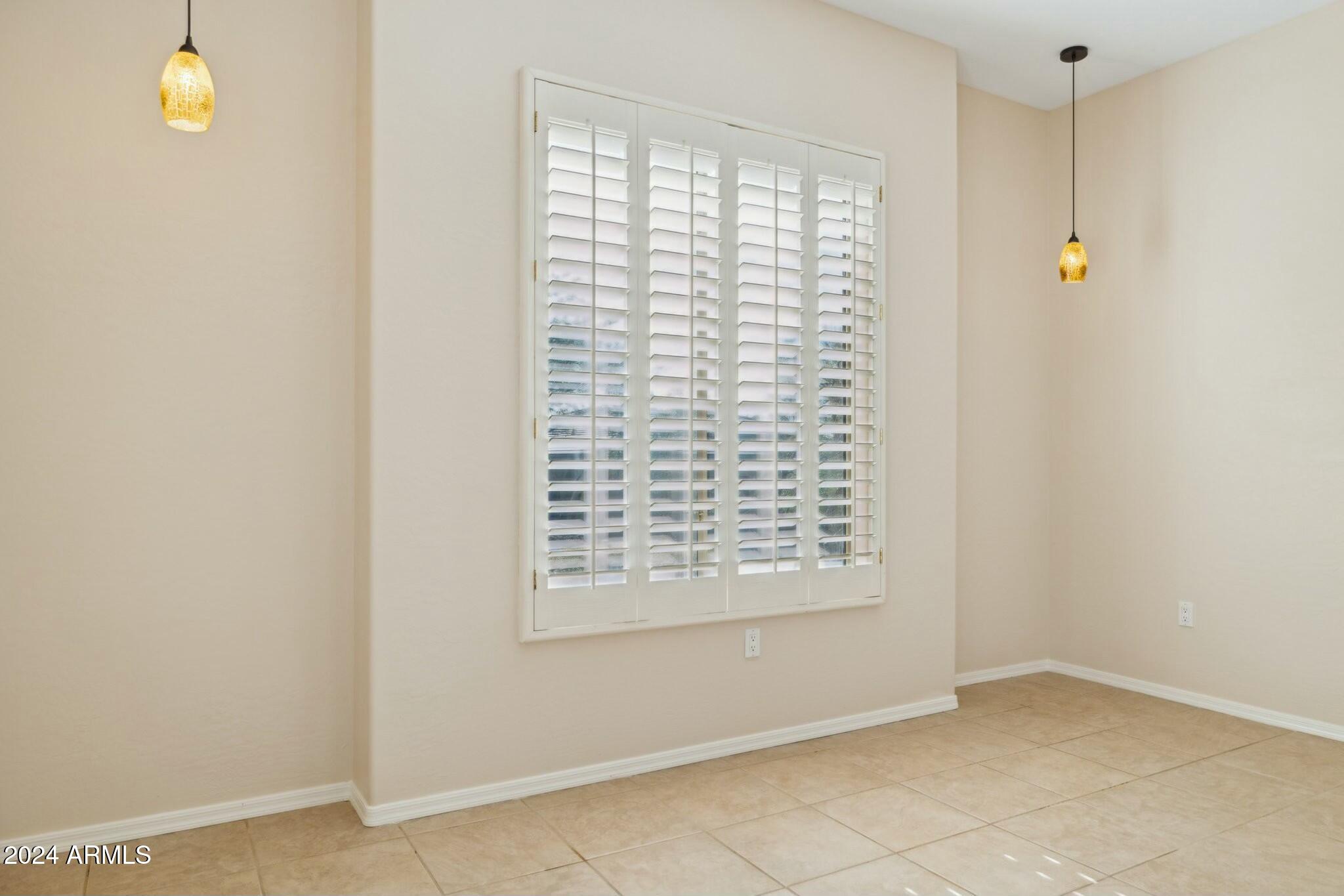 2740 W PLUM HOLLOW Drive