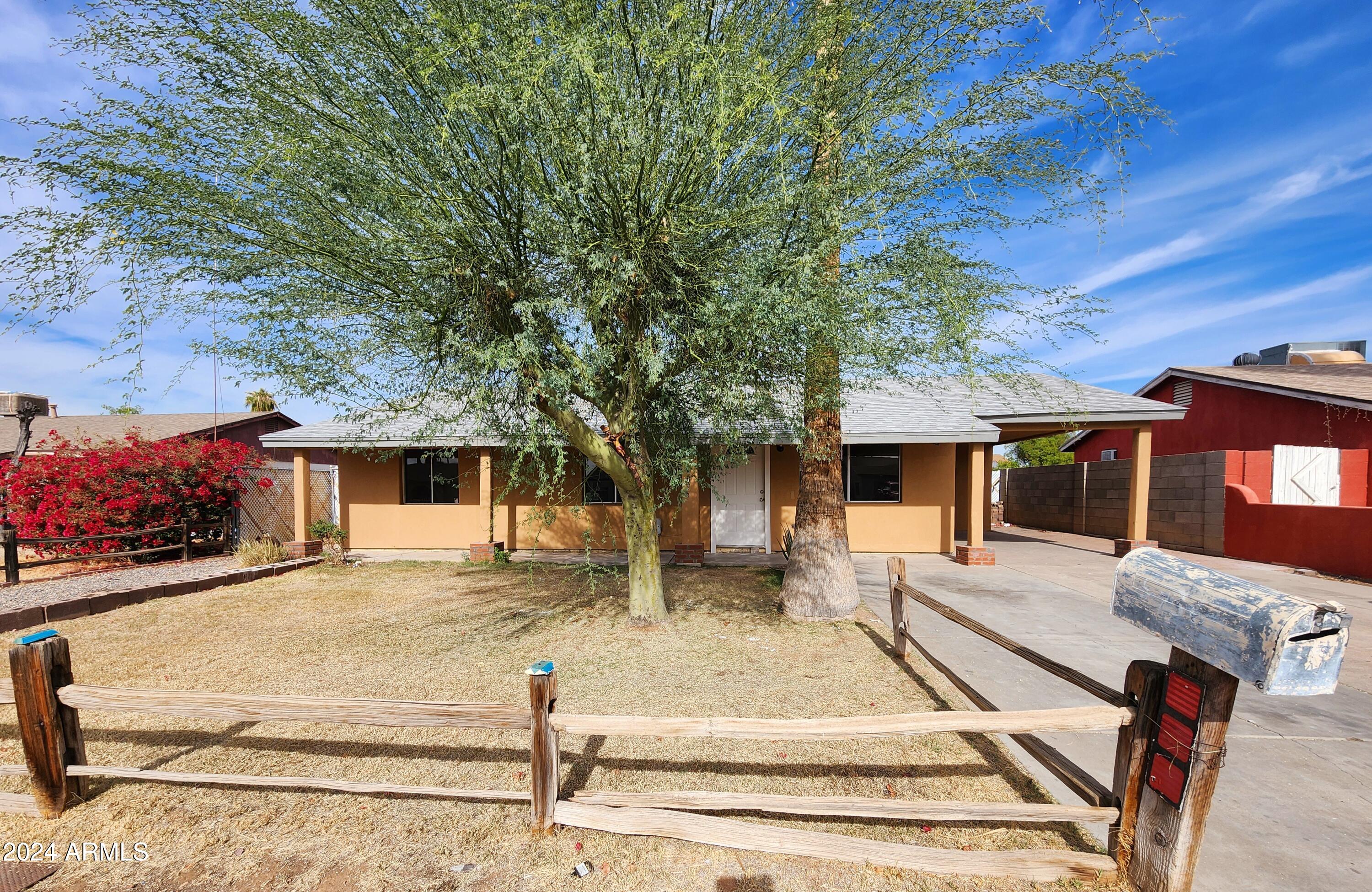 5936 W BERKELEY Road